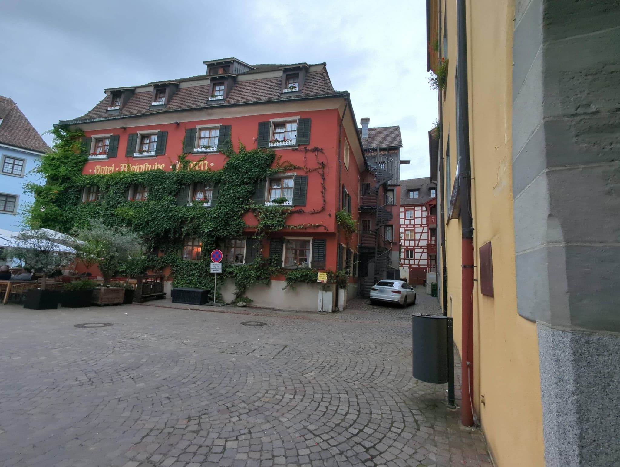 Street view near JUFA Meersburg, Meersburg — © Elektronenschubser (CC BY-SA · Mapillary)