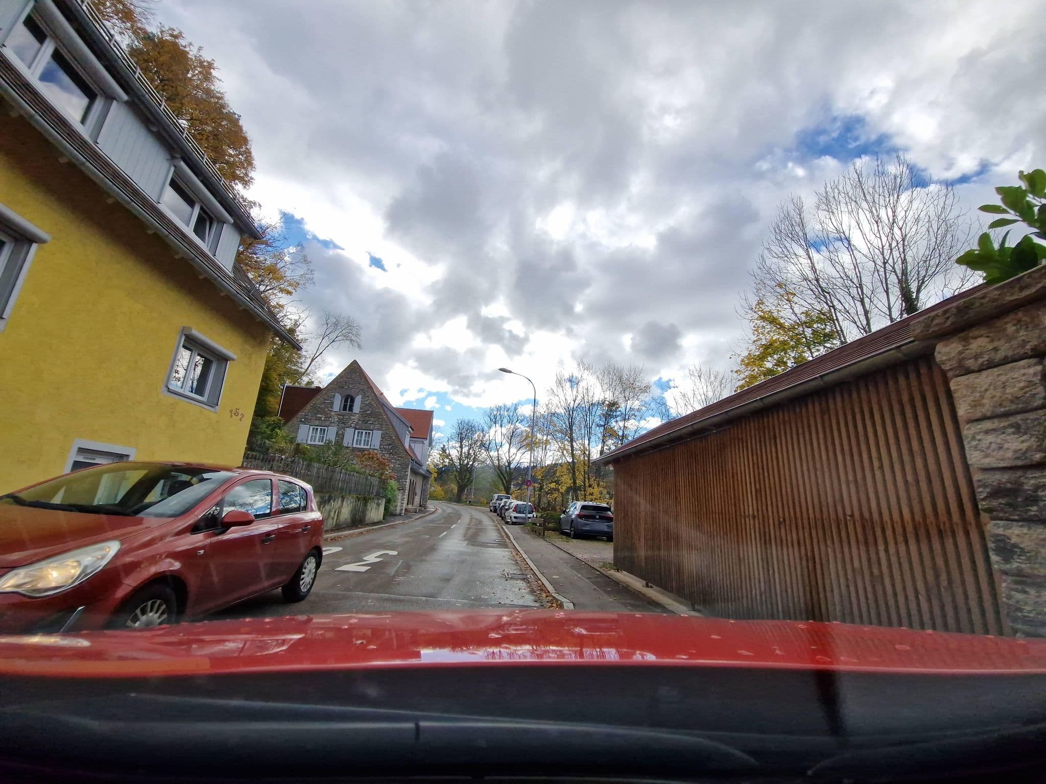 Street view near Ferienwohnungen Mengeler, Freiburg — © mcliquid (CC BY-SA · Mapillary)