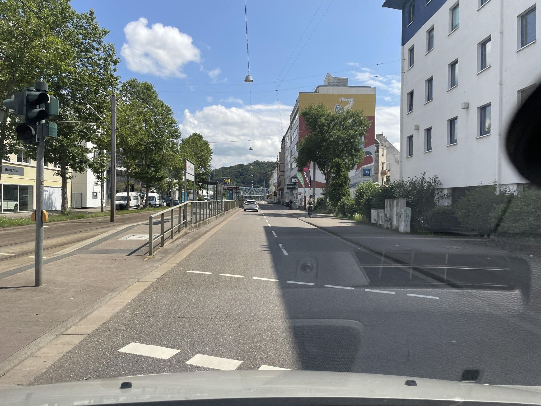 Street view near B&B Hotels, Saarbrücken — © tartaros (CC BY-SA · Mapillary)