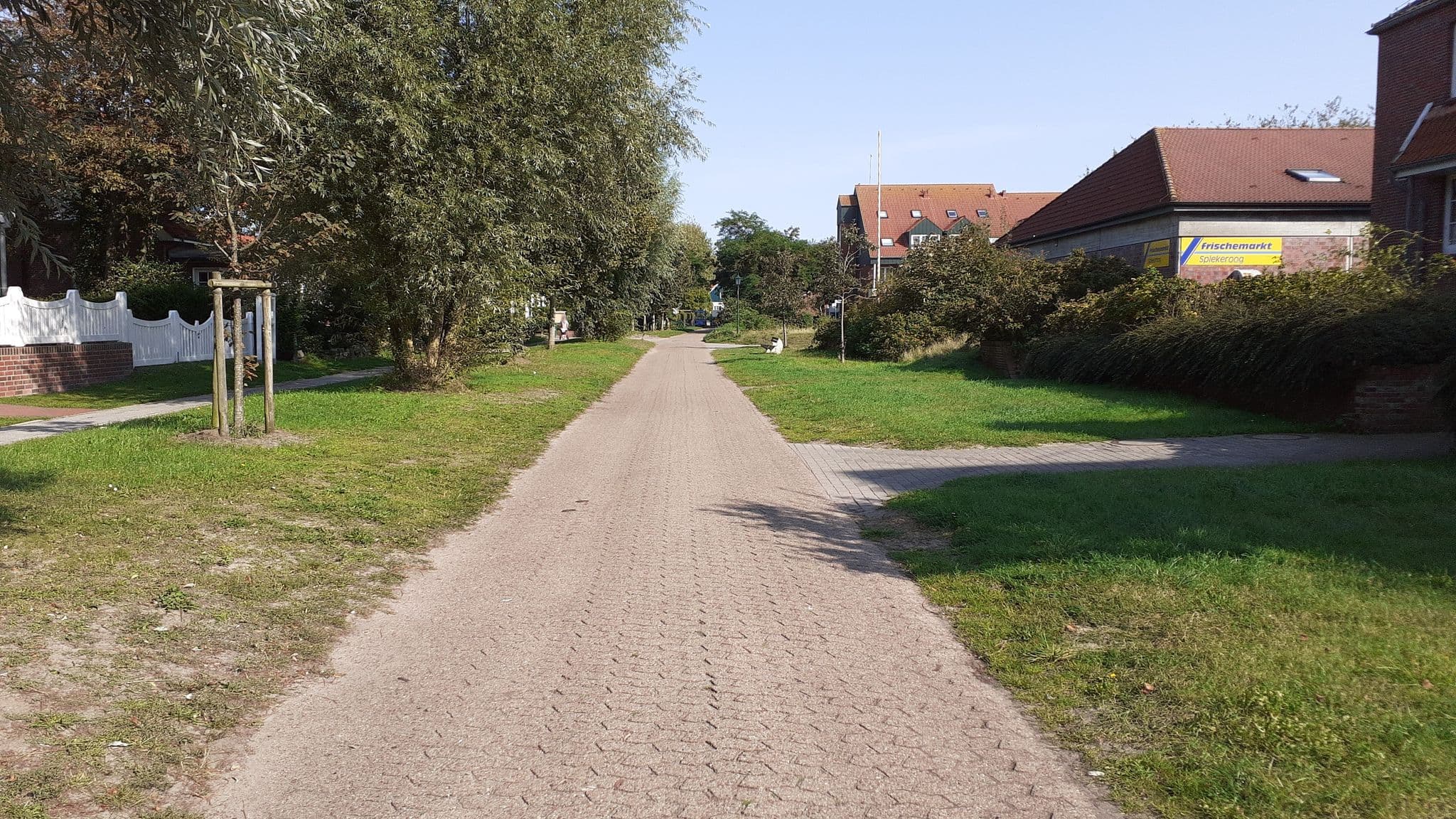 Street view near Bullerbü, Neuharlingersiel — © nuffy (CC BY-SA · Mapillary)