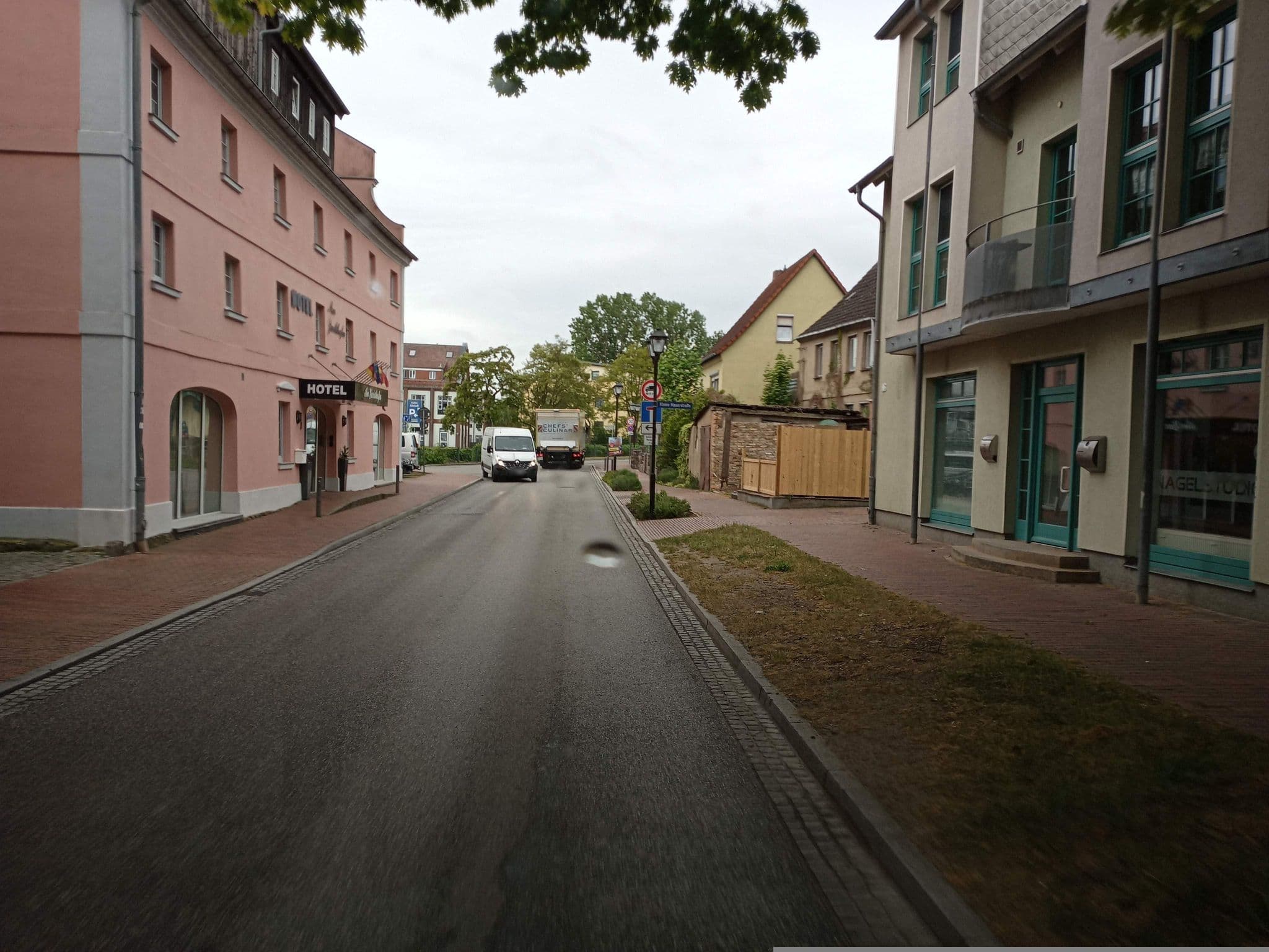 Street view near Am Yachthafen, Waren — © atze02 (CC BY-SA · Mapillary)