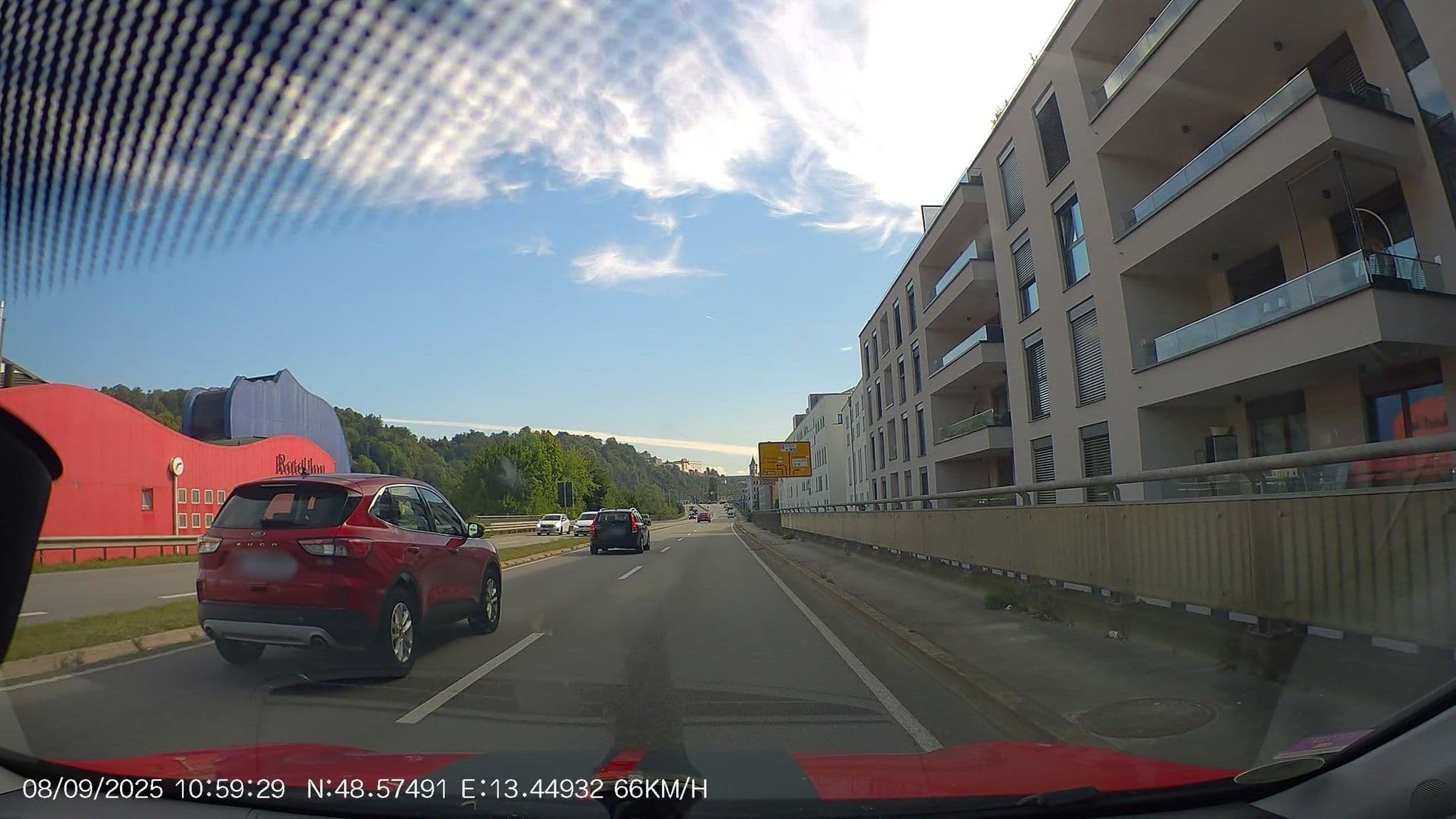 Street view near Rotel Inn, Passau — © AR88 (CC BY-SA · Mapillary)