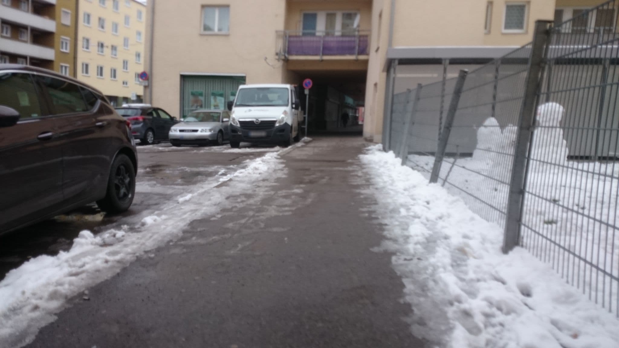 Street view near City Hostel, Augsburg — © msdess (CC BY-SA · Mapillary)