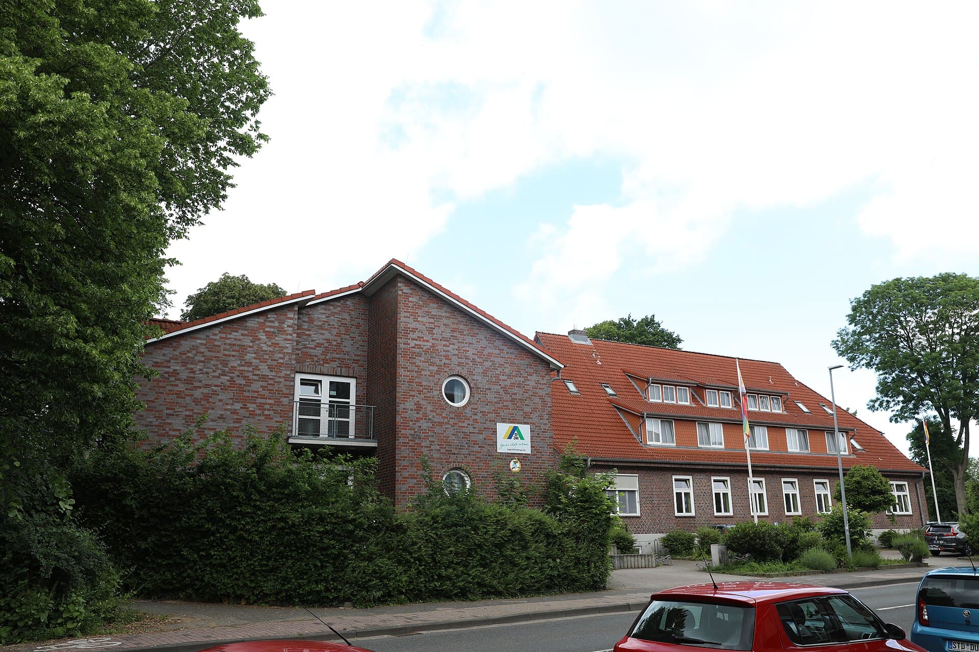 DJH Jugendherberge Stade (via Wikimedia Commons, CC BY-SA 4.0)