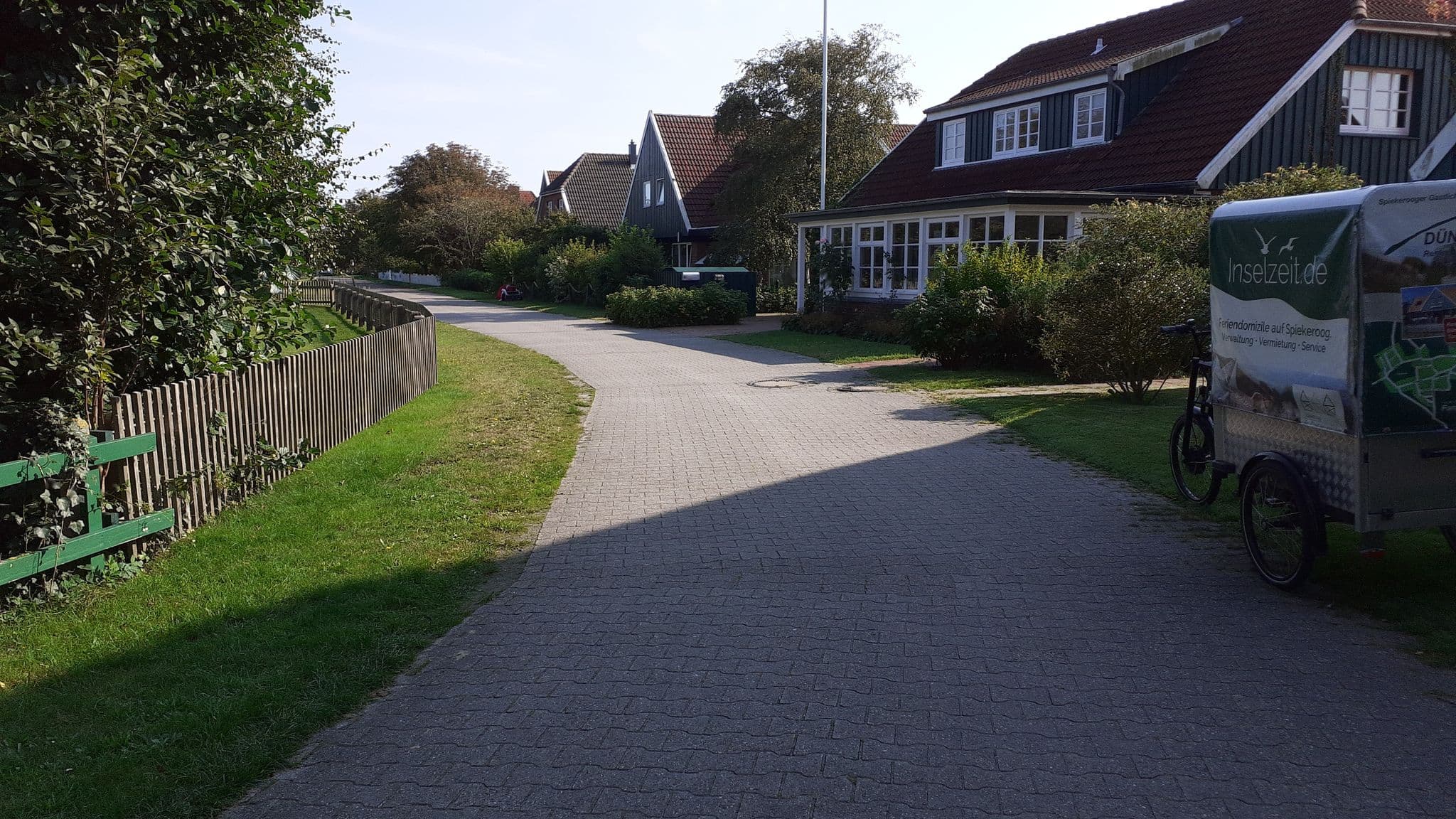 Street view near Arche Svea, Neuharlingersiel