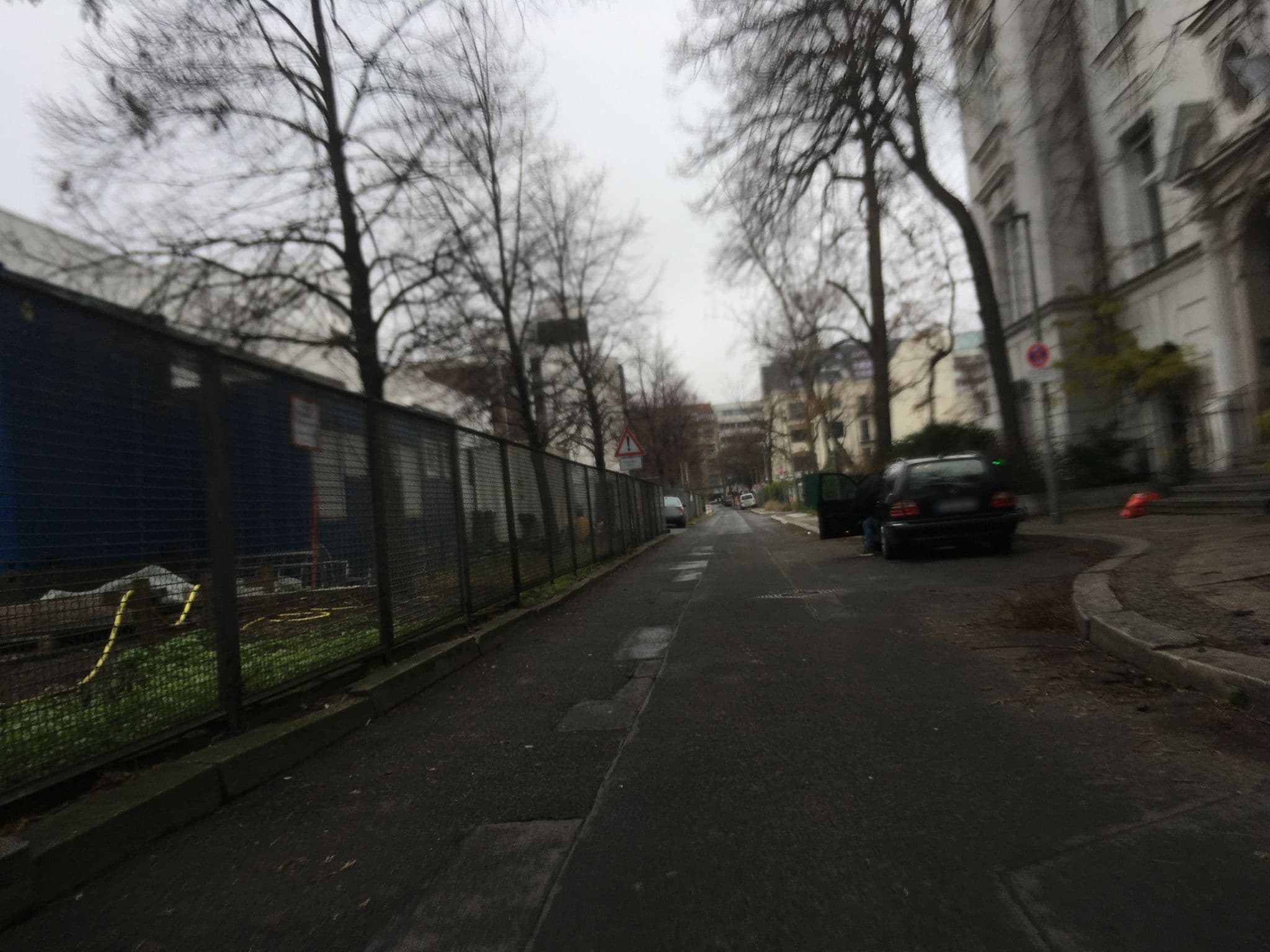 Street view near Fjord Hotel Berlin, Tiergarten — © eserte (CC BY-SA · Mapillary)