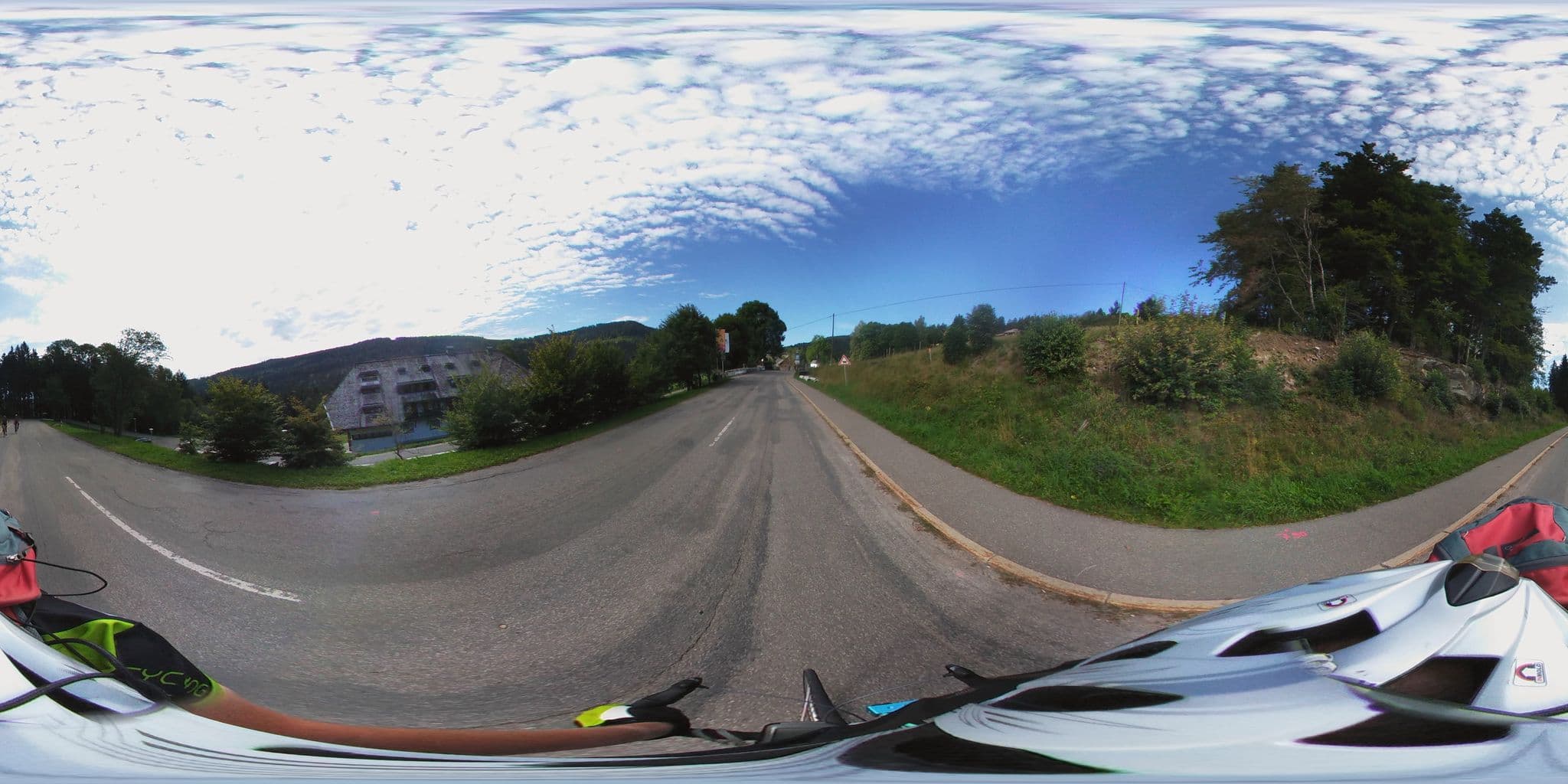 Street view near DJH Jugendherberge Hinterzarten/Titisee Veltishof, Hinterzarten — © peewee32 (CC BY-SA · Mapillary)