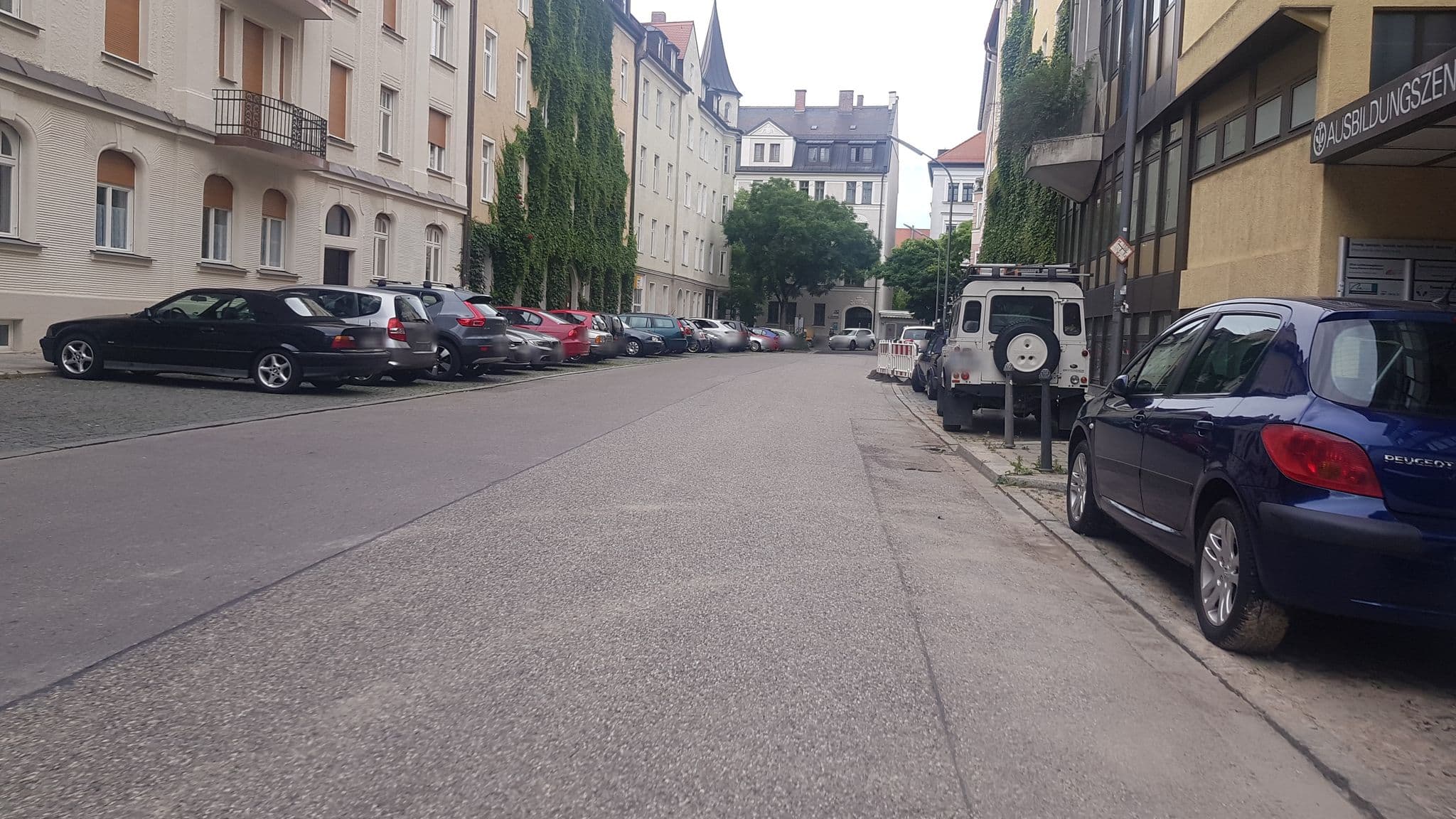 Street view near Hotel New Orly, Munich