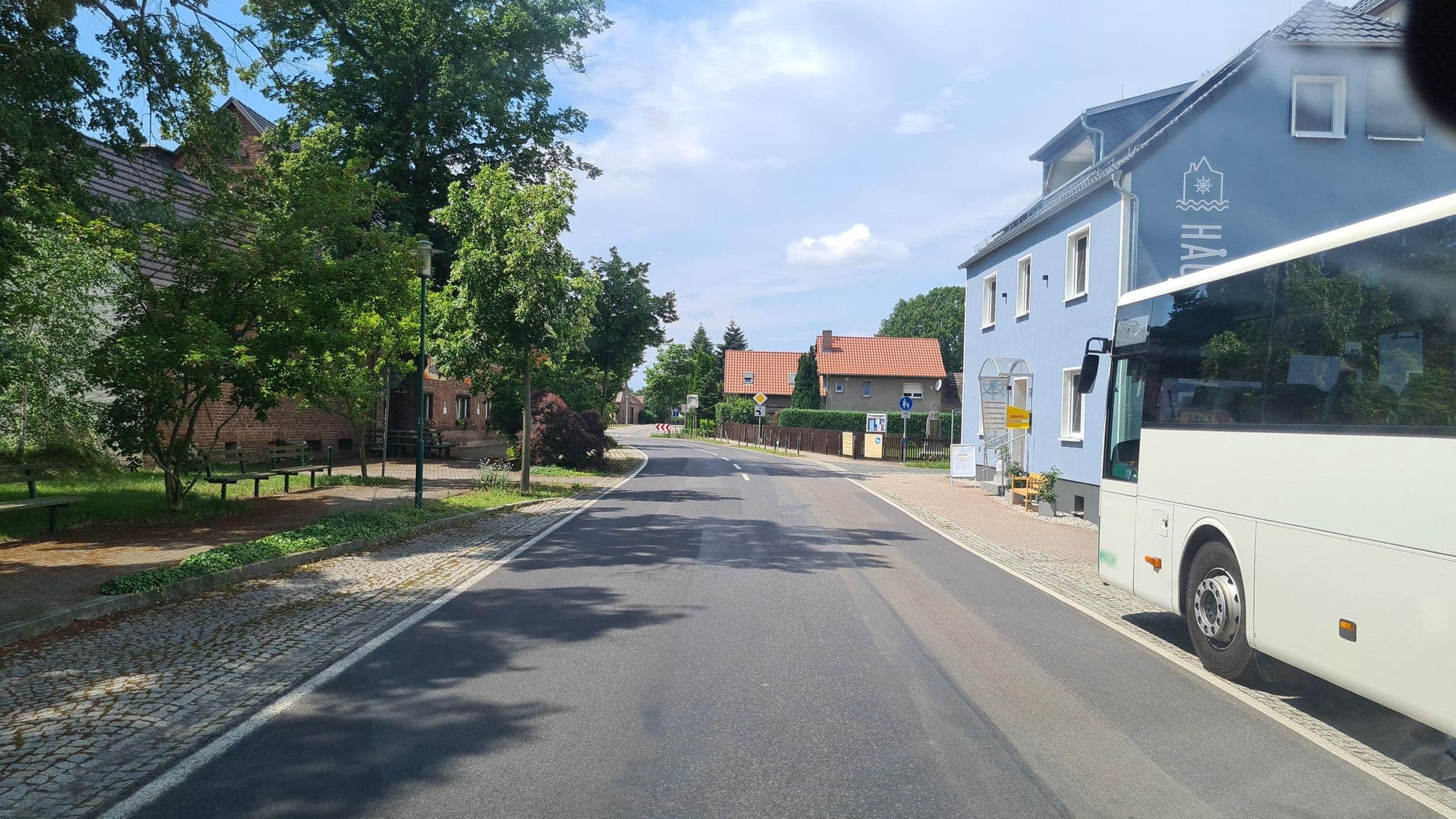 Street view near Haus Seeweg Geierswalde, Senftenberg — © dsmm (CC BY-SA · Mapillary)