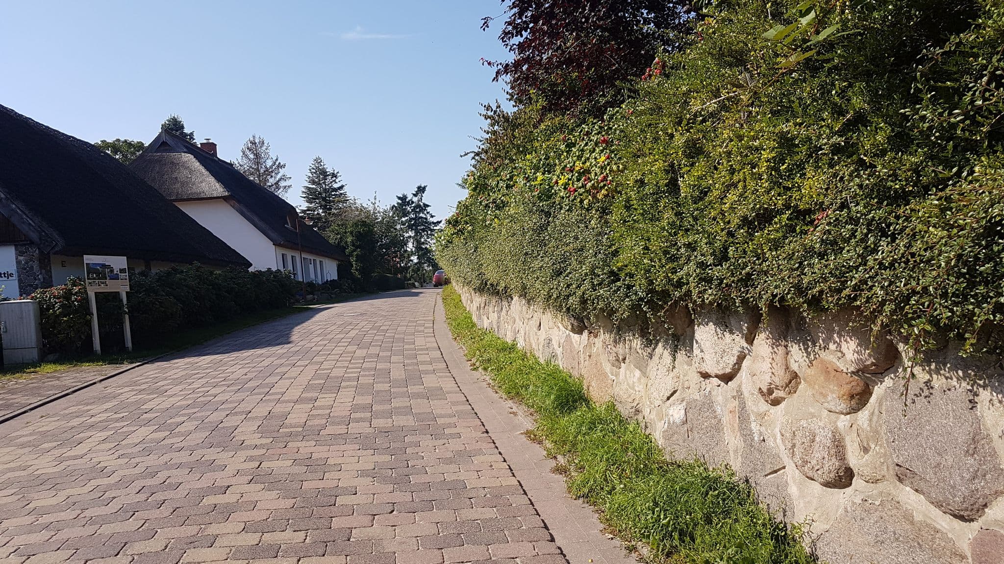 Street view near Haus Buttje, Ostseebad Binz