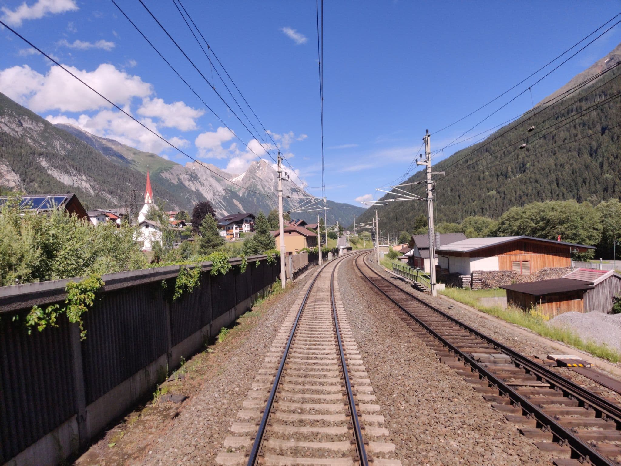 Street view near Haus Gundi, Pettneu