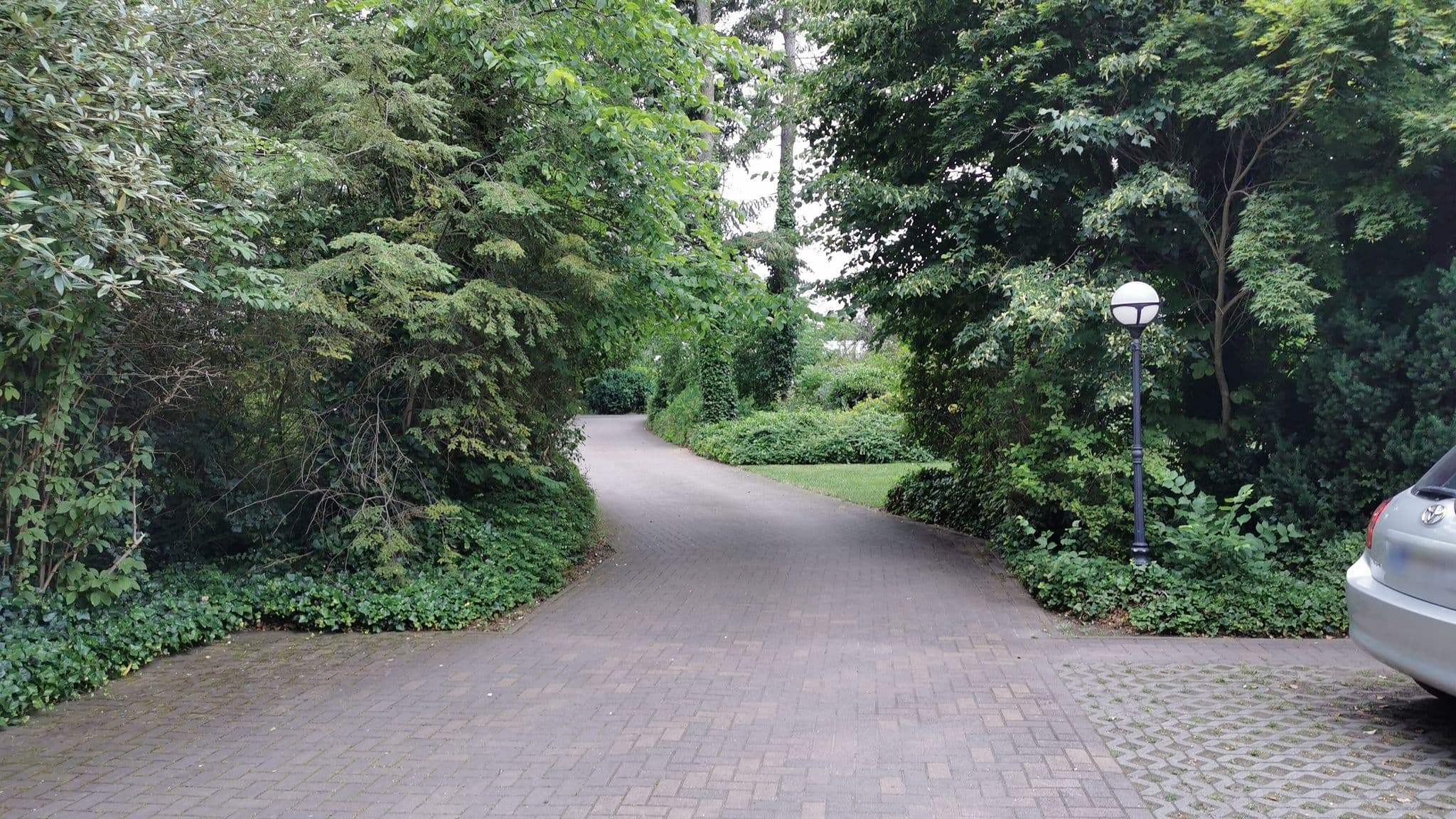 Street view near Beetzsee Terrassen, Brandenburg an der Havel — © lehestener (CC BY-SA · Mapillary)