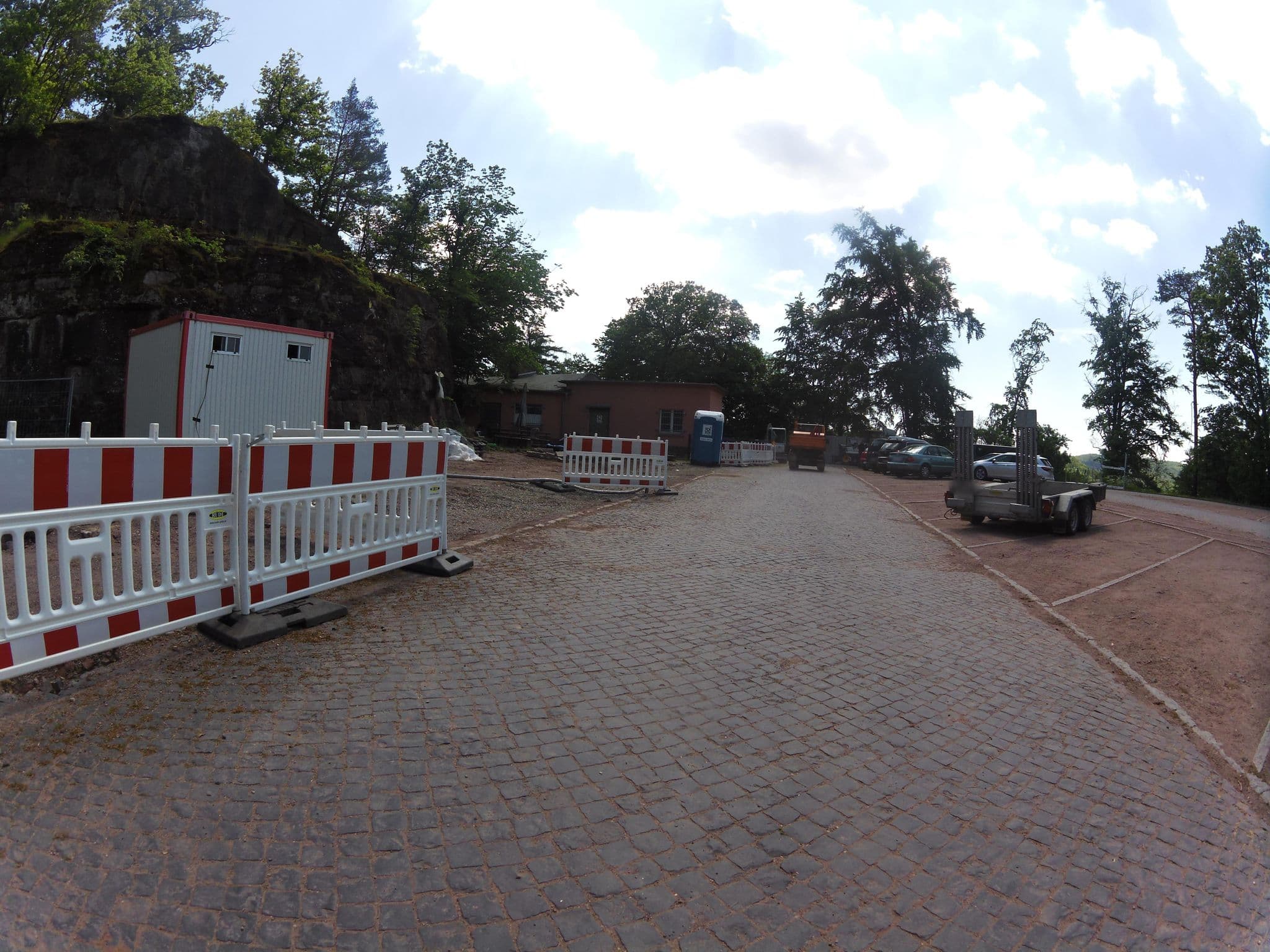 Street view near Wartburg Parkplatz, Eisenach — © zoegglmeyr1 (CC BY-SA · Mapillary)