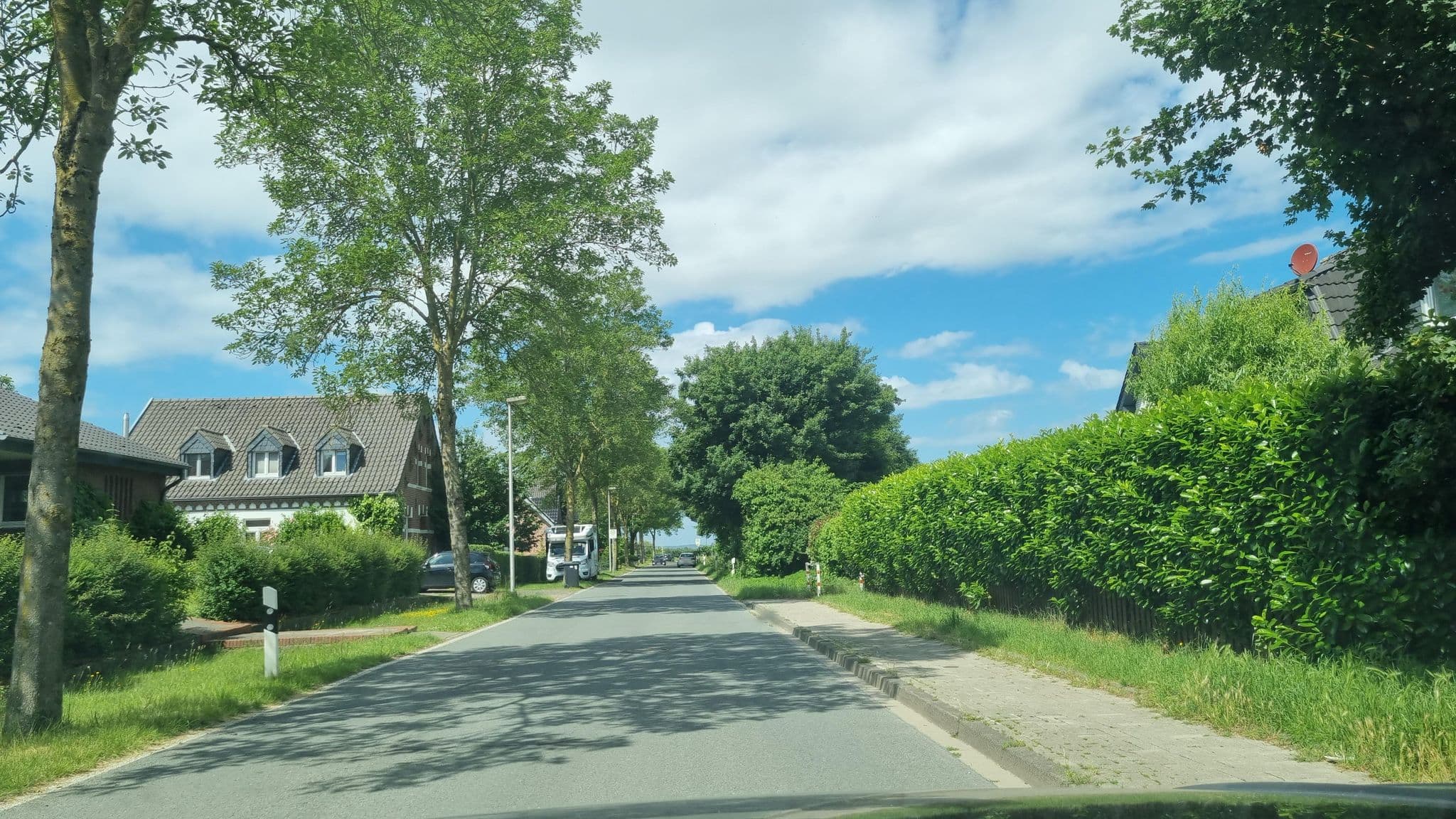 Street view near Rebeige, Kleve — © helfrich (CC BY-SA · Mapillary)