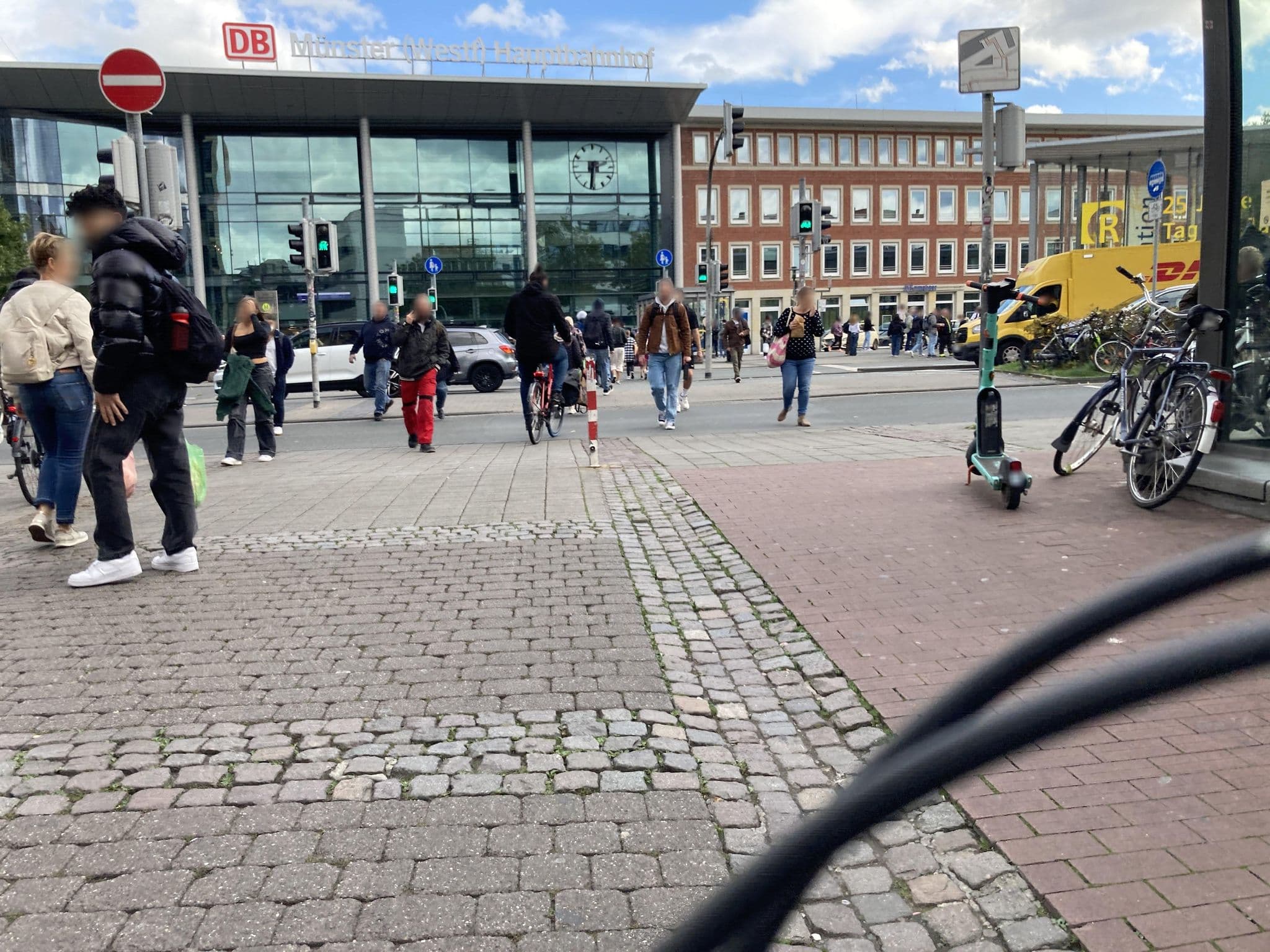 Street view near Hotel Conti, Münster — © Morina (CC BY-SA · Mapillary)