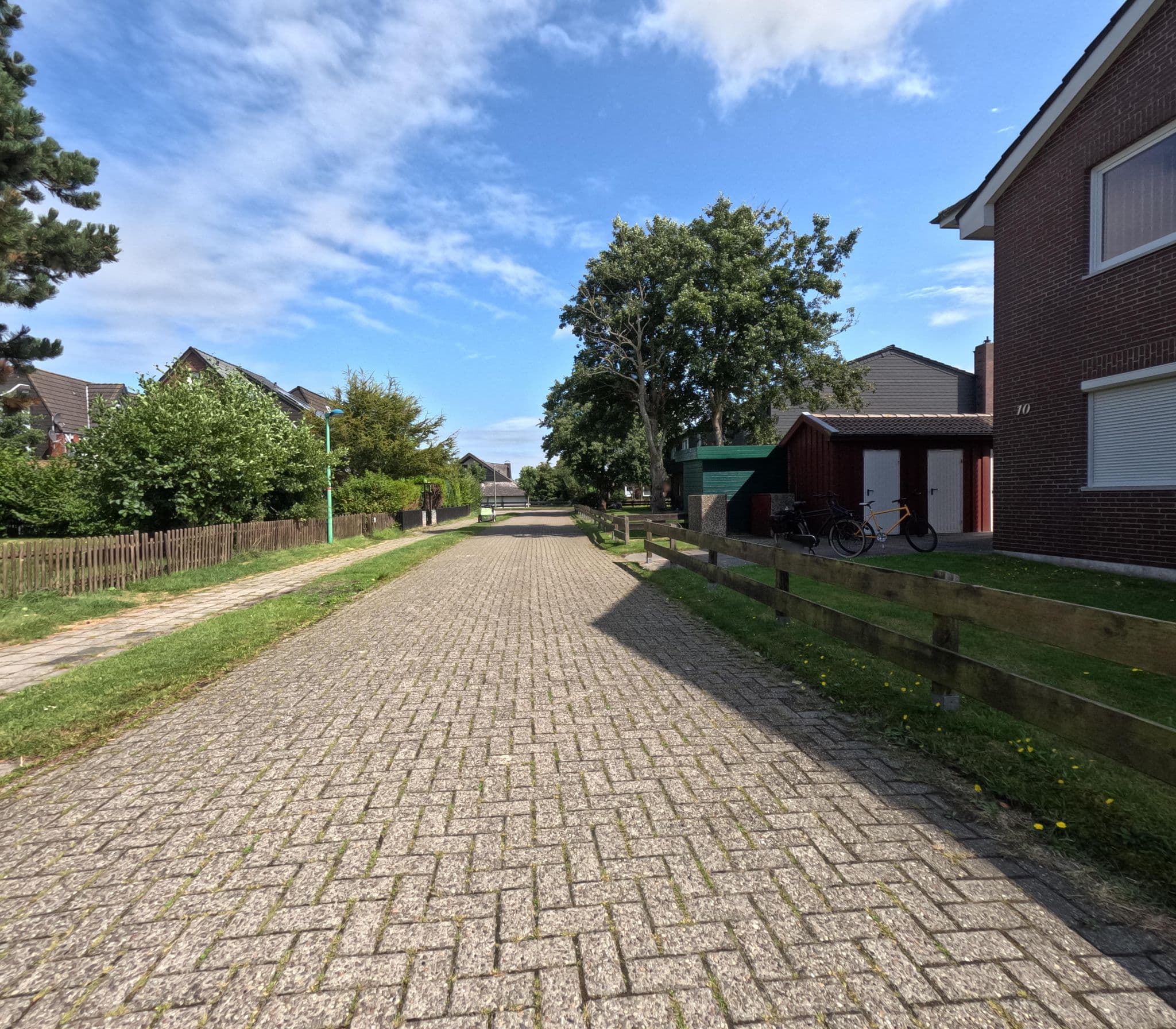 Street view near Ahlering Polderweg, Langeoog
