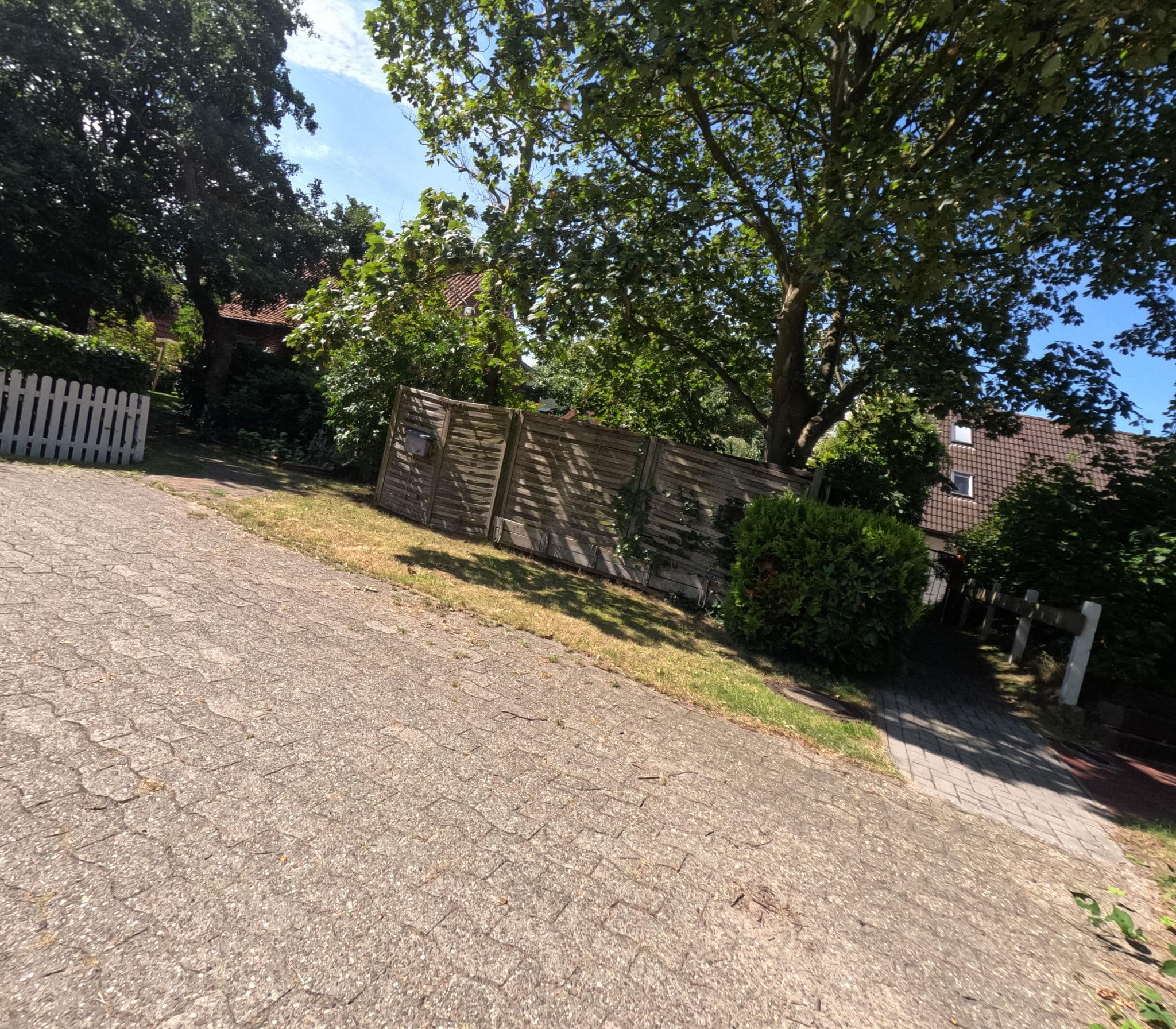 Street view near Freesenhoff, Langeoog — © rempshaener (CC BY-SA · Mapillary)