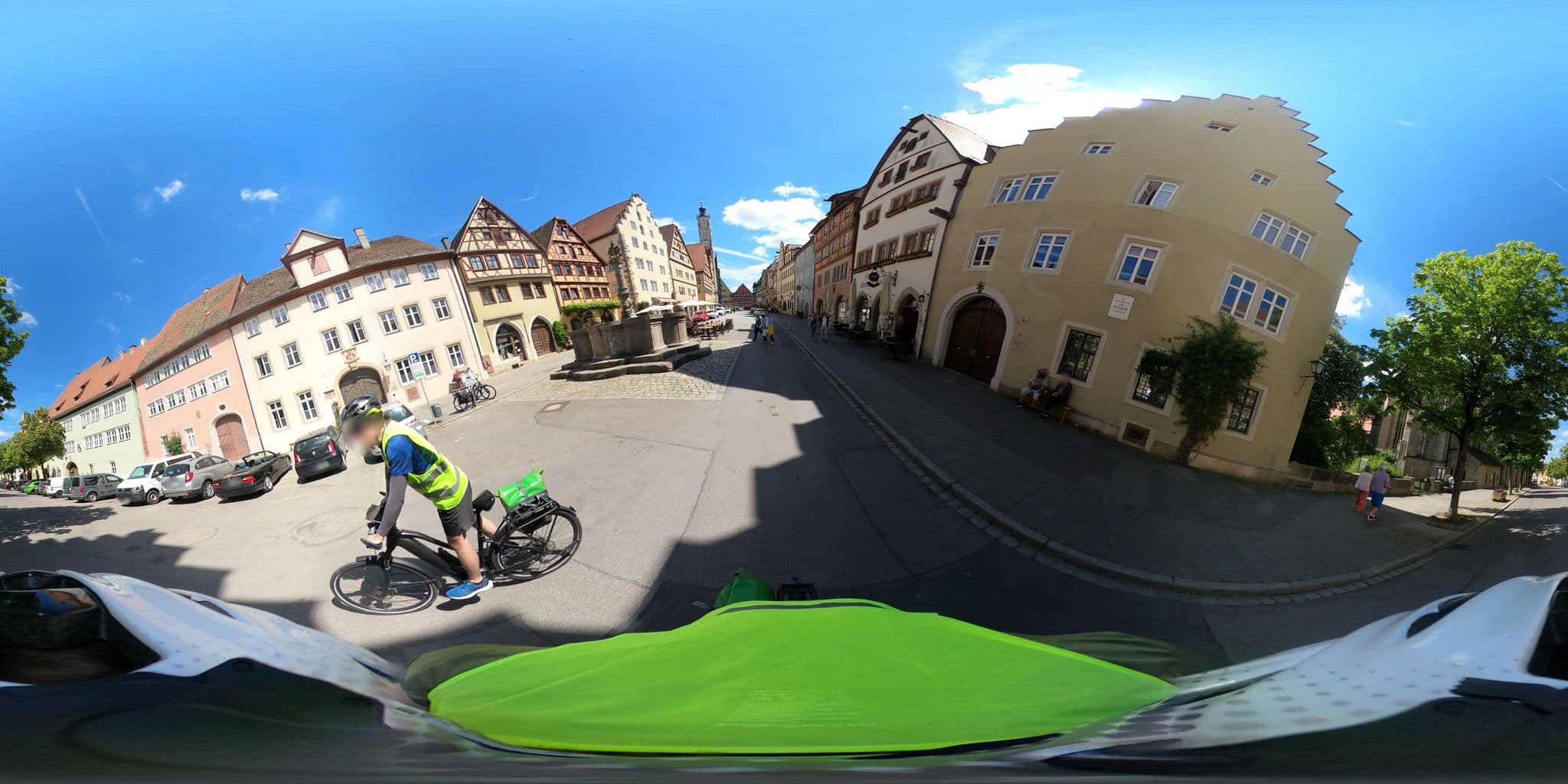 Street view near Hotel Gotisches Haus, Rothenburg ob der Tauber — © Mobilitaetswerk (CC BY-SA · Mapillary)