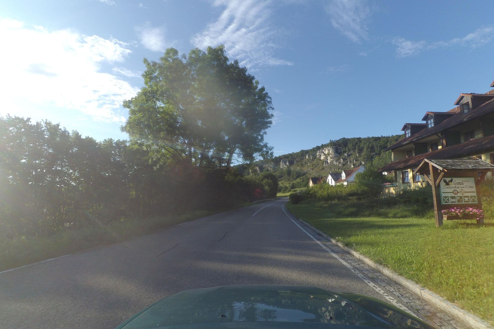 Street view near Landhaus Rabe, Greding — © wegatest (CC BY-SA · Mapillary)