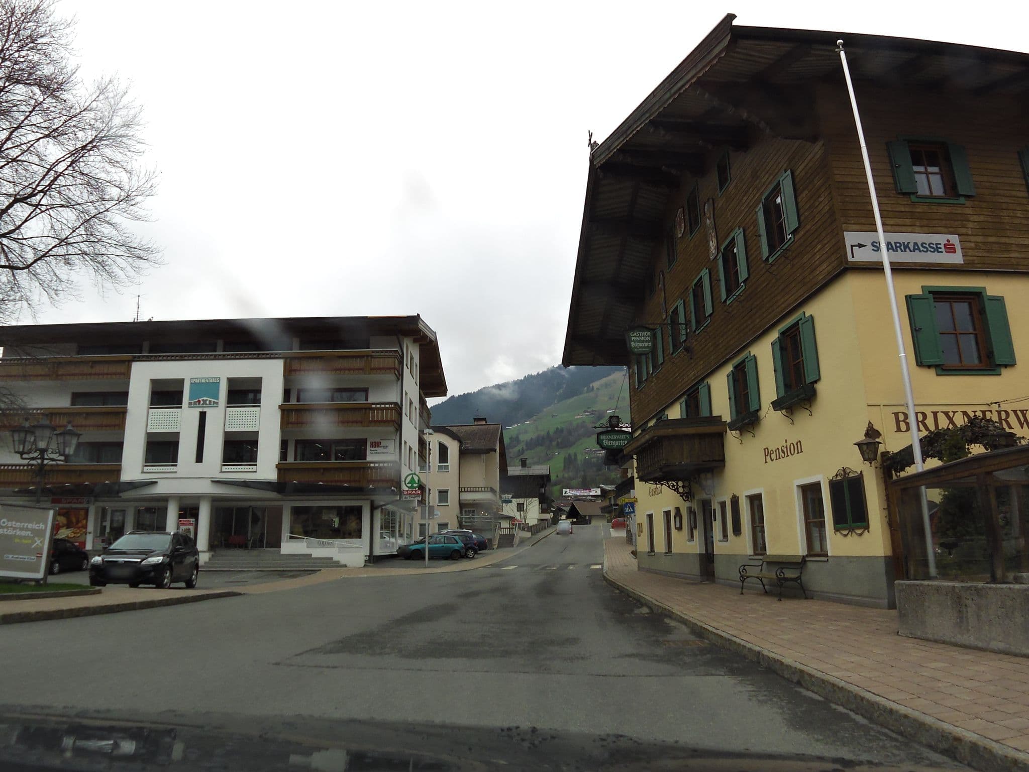 Street view near Brixnerwirt, Brixen im Thale — © zoegglmeyr (CC BY-SA · Mapillary)