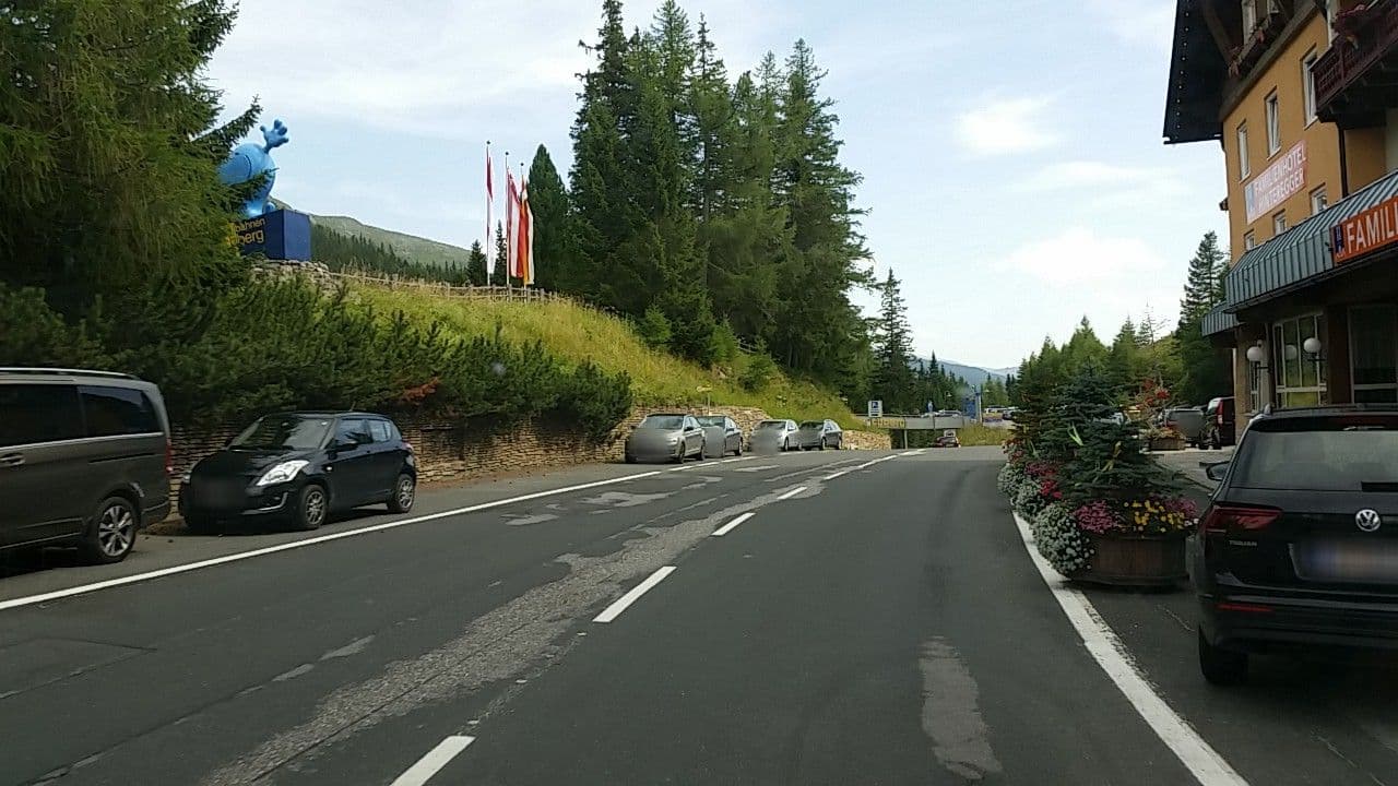 Street view near Familienhotel Hinteregger, Sankt Michael im Lungau — © rab (CC BY-SA · Mapillary)