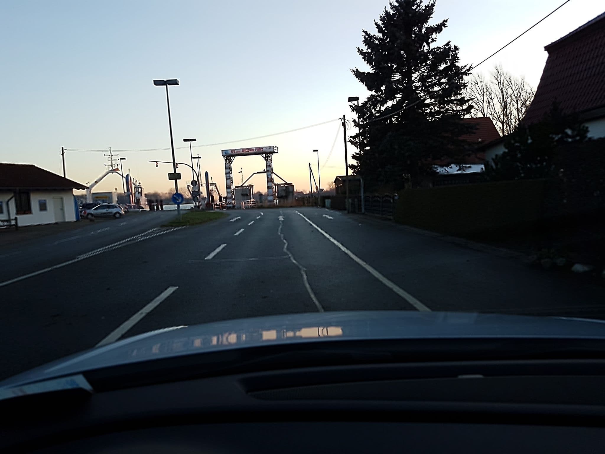 Street view near Zur Wittower Fähre, Wiek — © changchun1 (CC BY-SA · Mapillary)