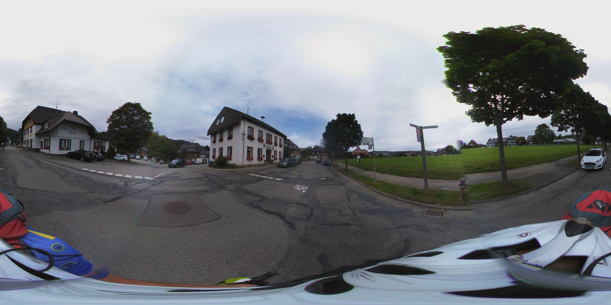 Street view near Hotel Imbery, Hinterzarten — © peewee32 (CC BY-SA · Mapillary)