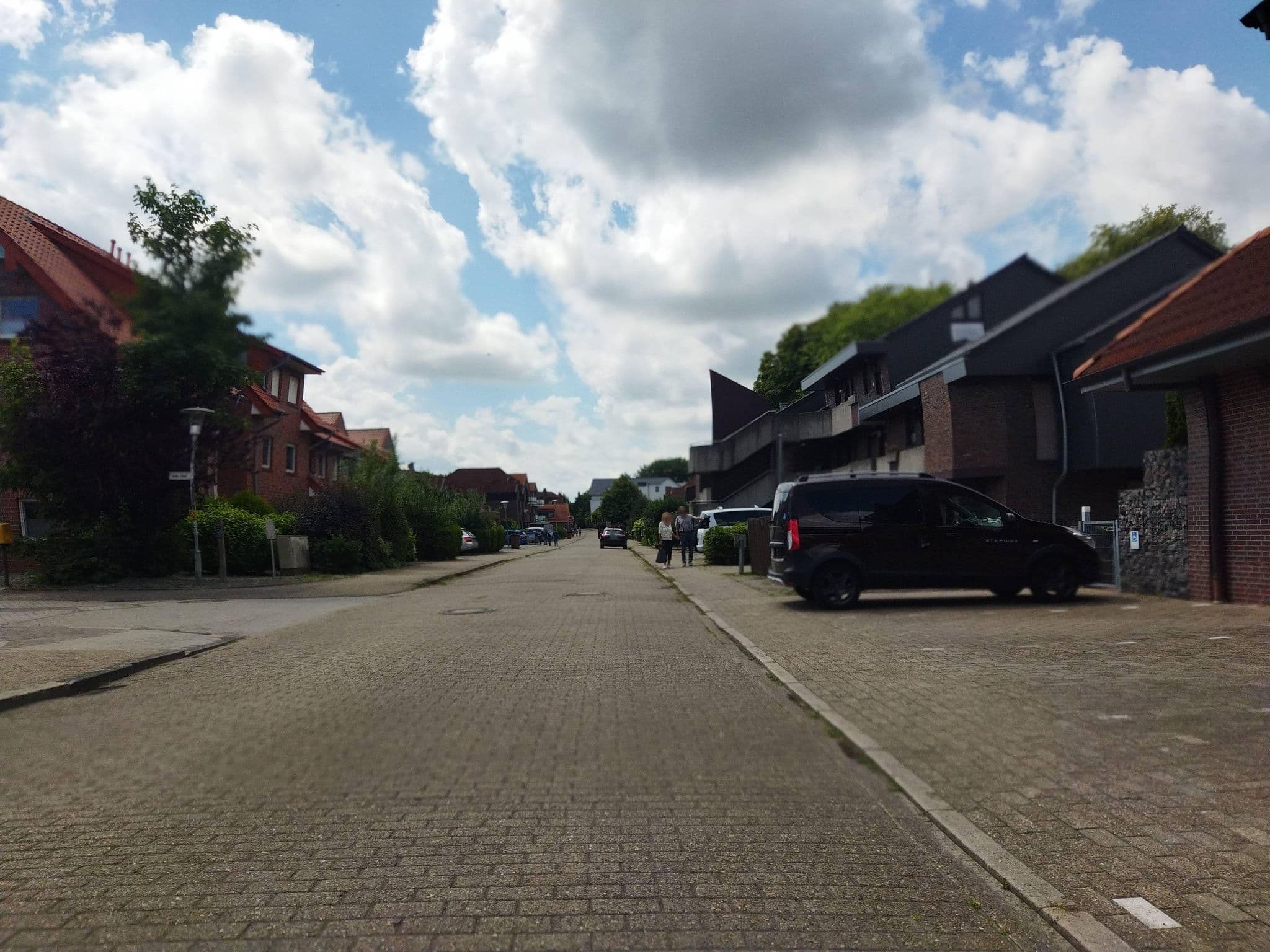 Street view near Gästehaus Euken, Schillig — © changchun1 (CC BY-SA · Mapillary)