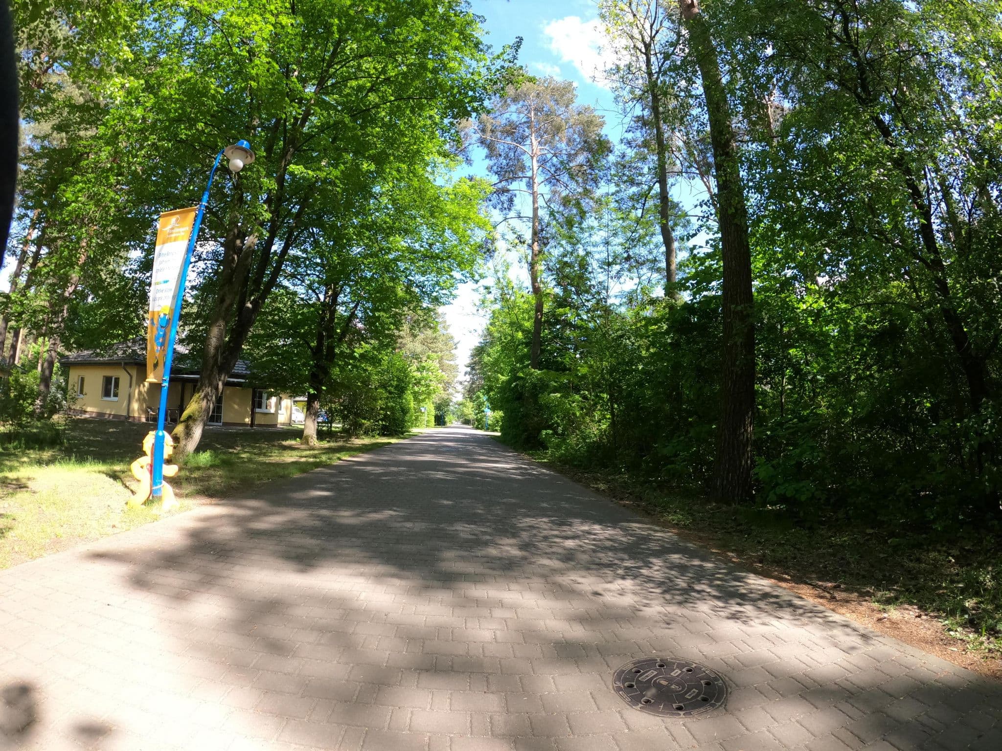 Street view near 146, Senftenberg — © masterofnoroad (CC BY-SA · Mapillary)