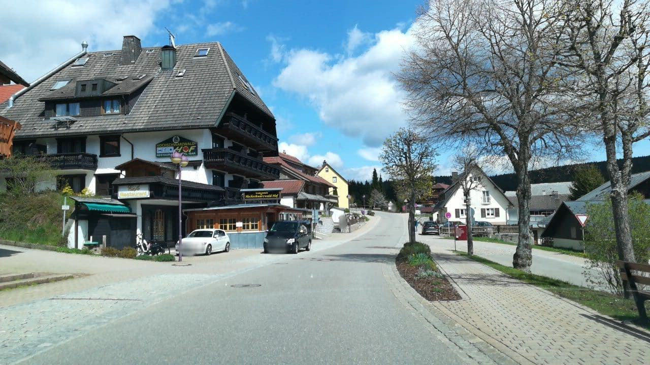 Street view near Hotel Hochschwarzwaldhof, Schluchsee — © mr4703 (CC BY-SA · Mapillary)