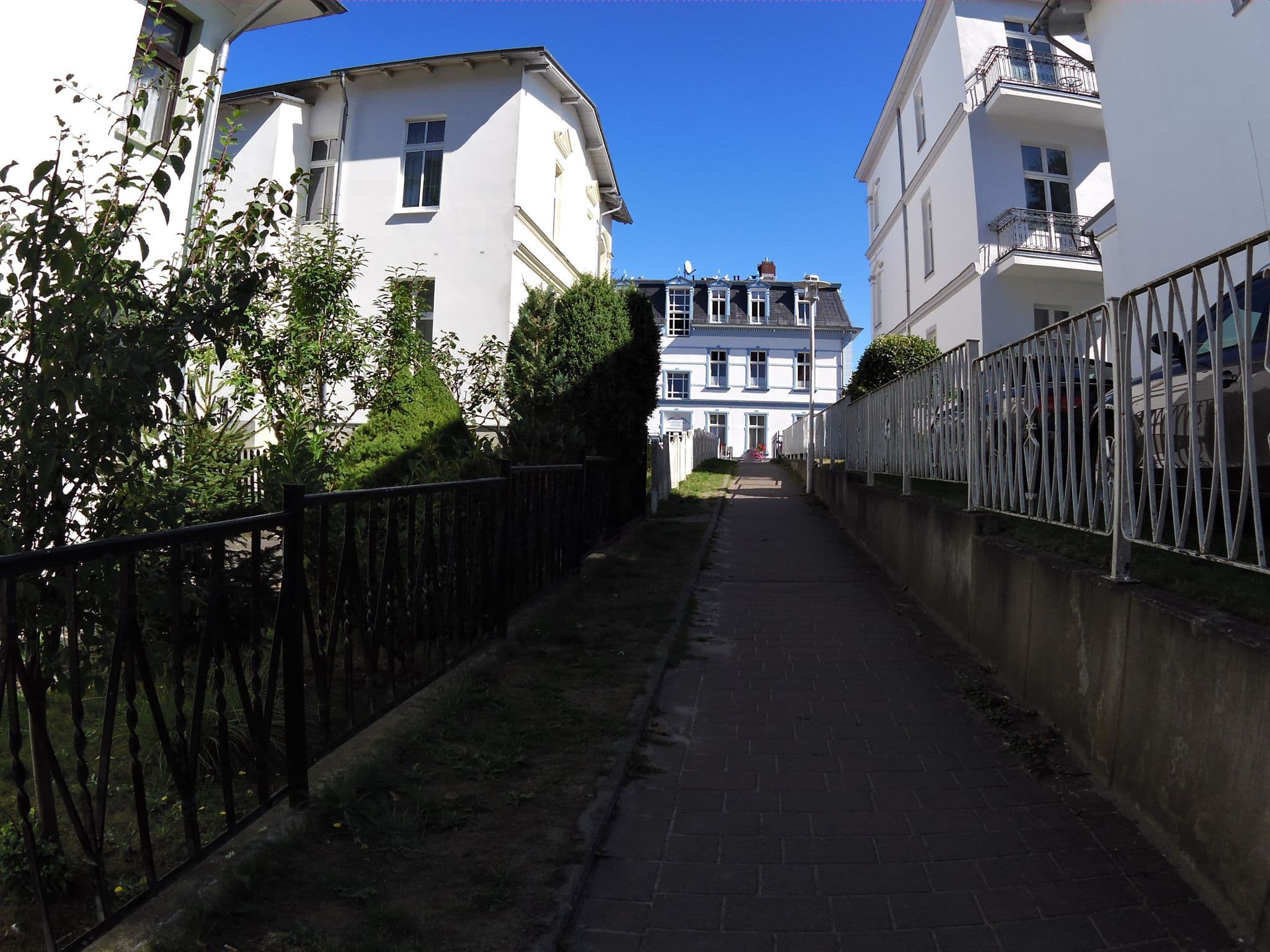 Street view near Villa Meeresblick, Bansin — © zoegglmeyr (CC BY-SA · Mapillary)