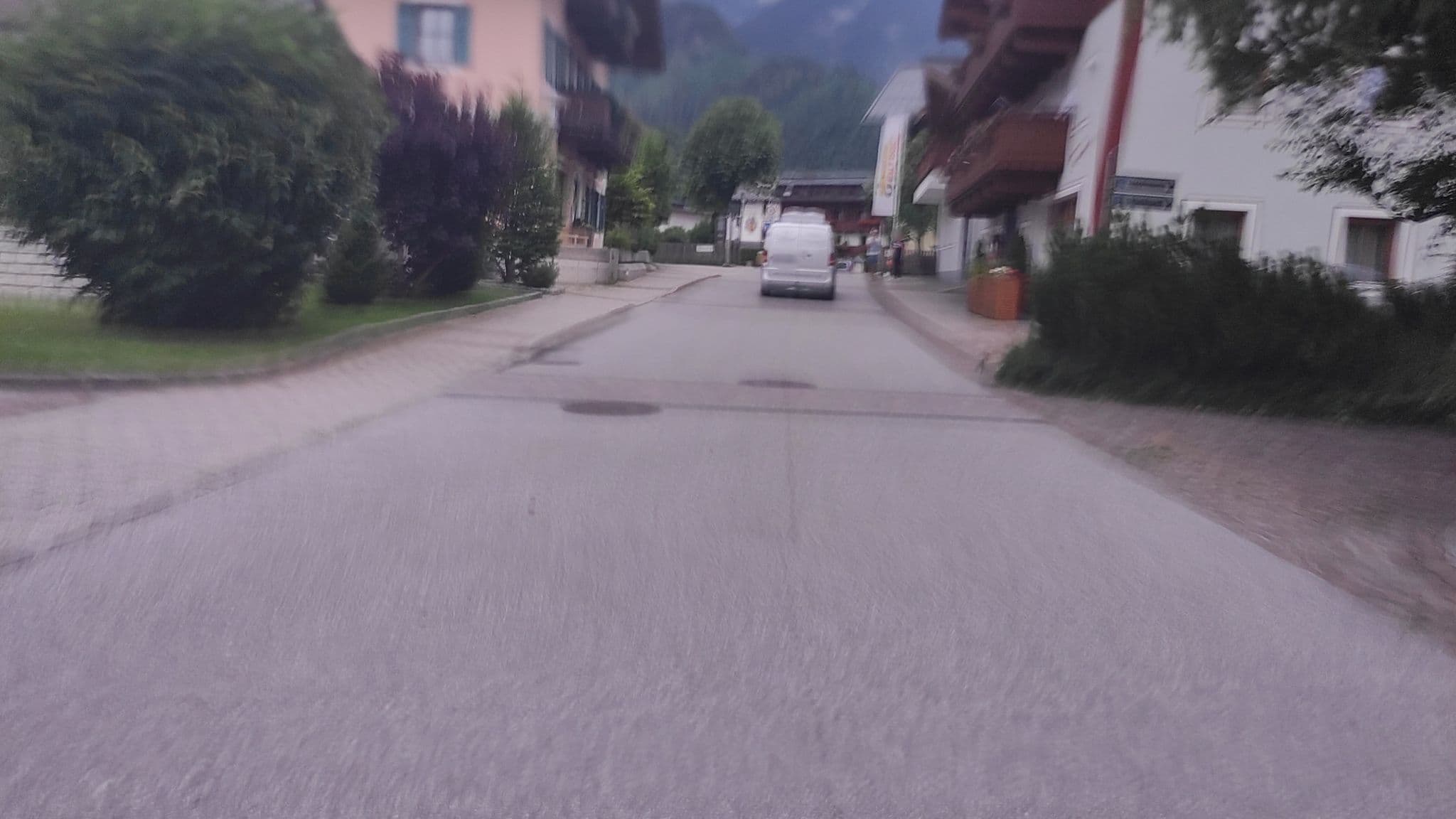 Street view near Pechtlgut, Lofer — © consens_verkehrsplanung (CC BY-SA · Mapillary)