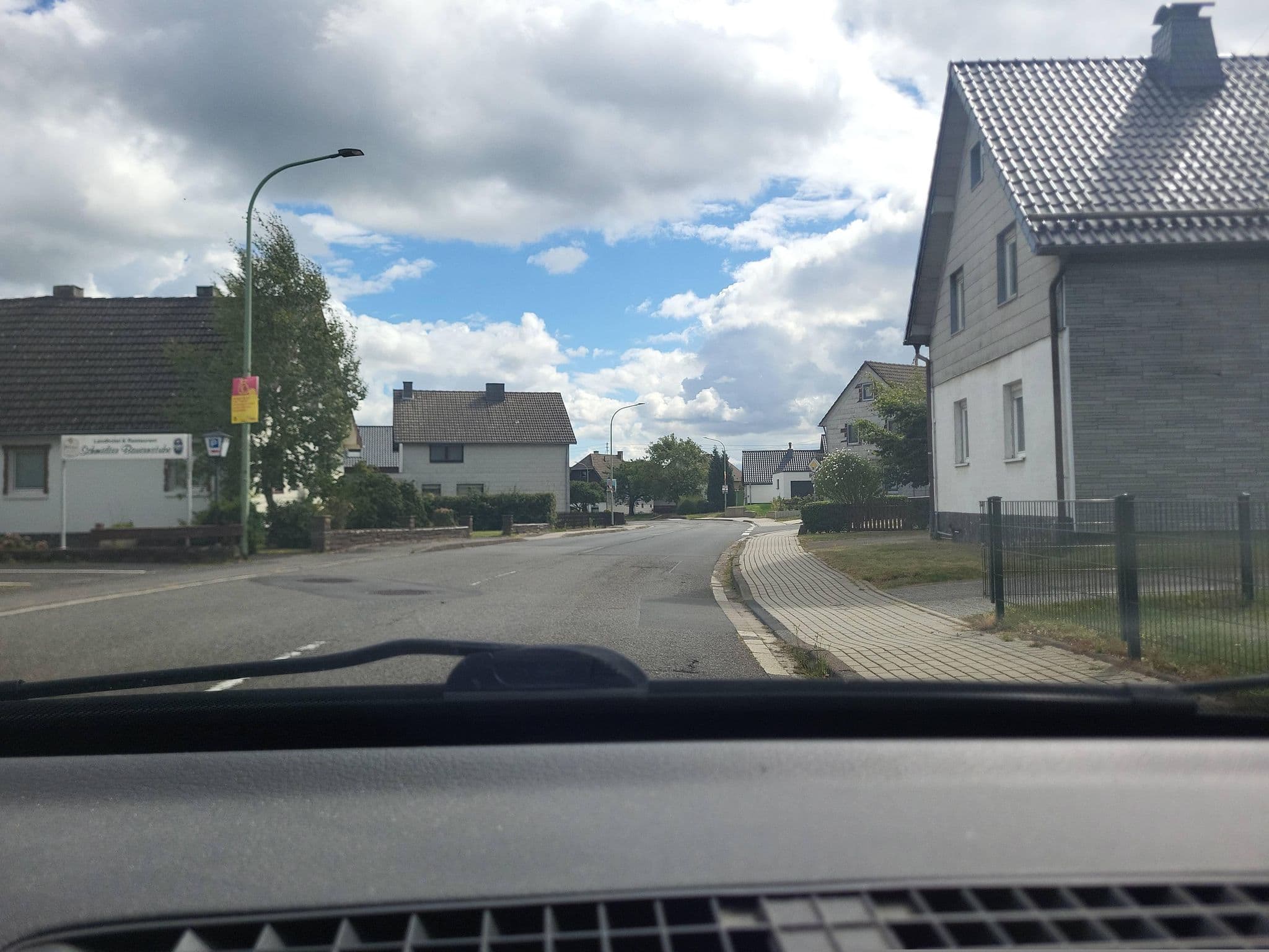 Street view near Schmidter Bauernstube, Heimbach — © walldi222 (CC BY-SA · Mapillary)