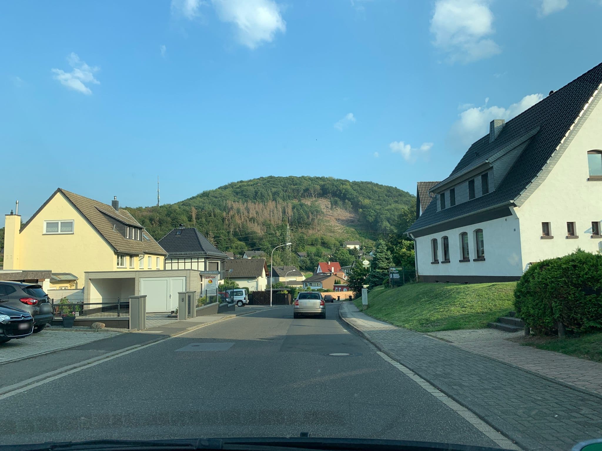 Street view near Pension Dabrunz, Heimbach — © noel (CC BY-SA · Mapillary)