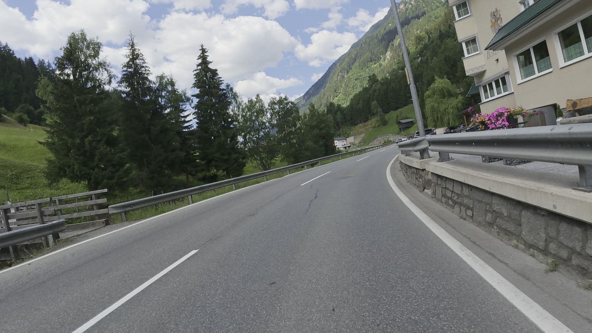 Street view near Hotel Höllroah, Kappl — © Guzzi_Franze (CC BY-SA · Mapillary)