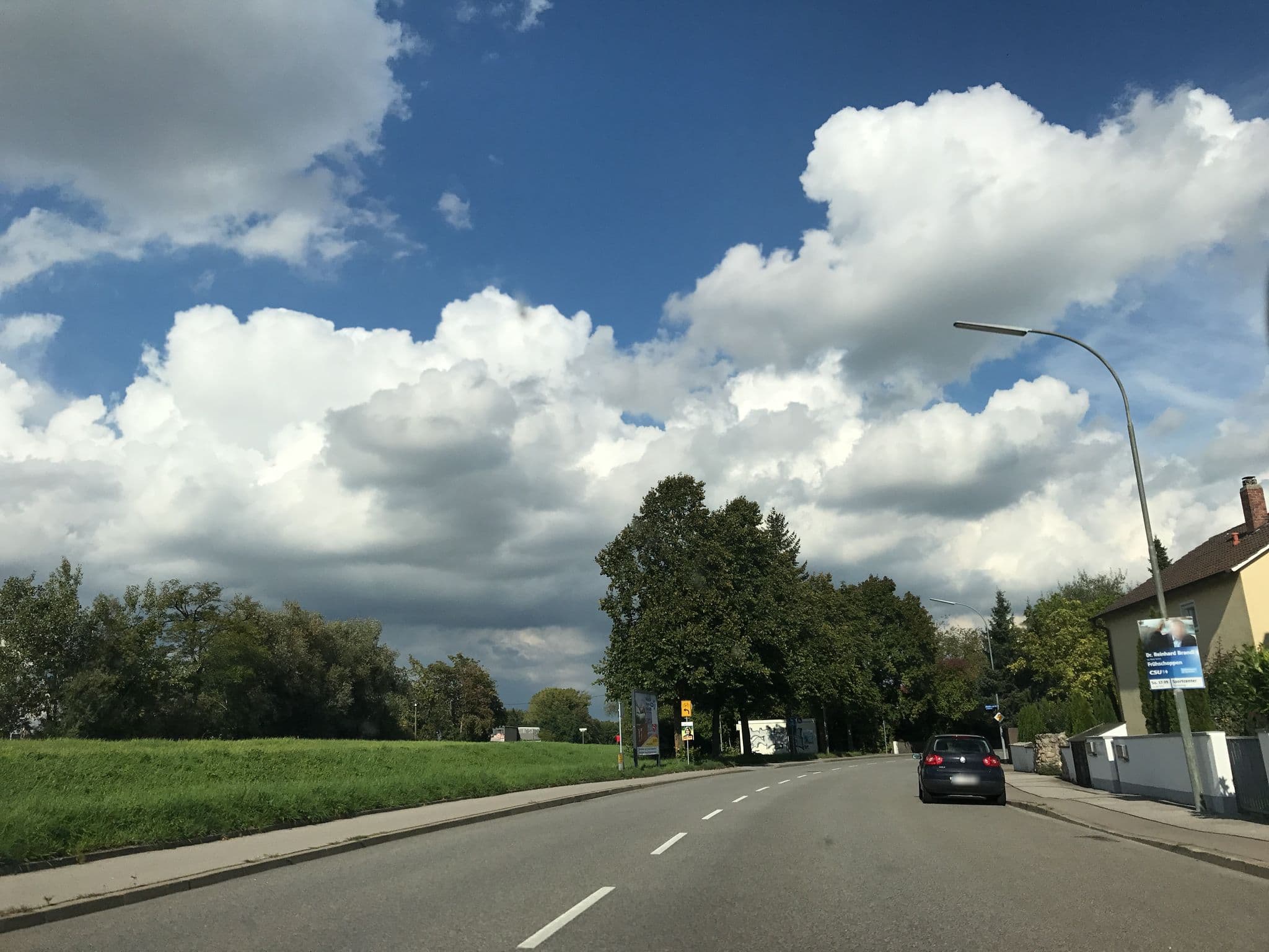 Street view near Baumann Boardinghouse, Ingolstadt — © schnappendax (CC BY-SA · Mapillary)
