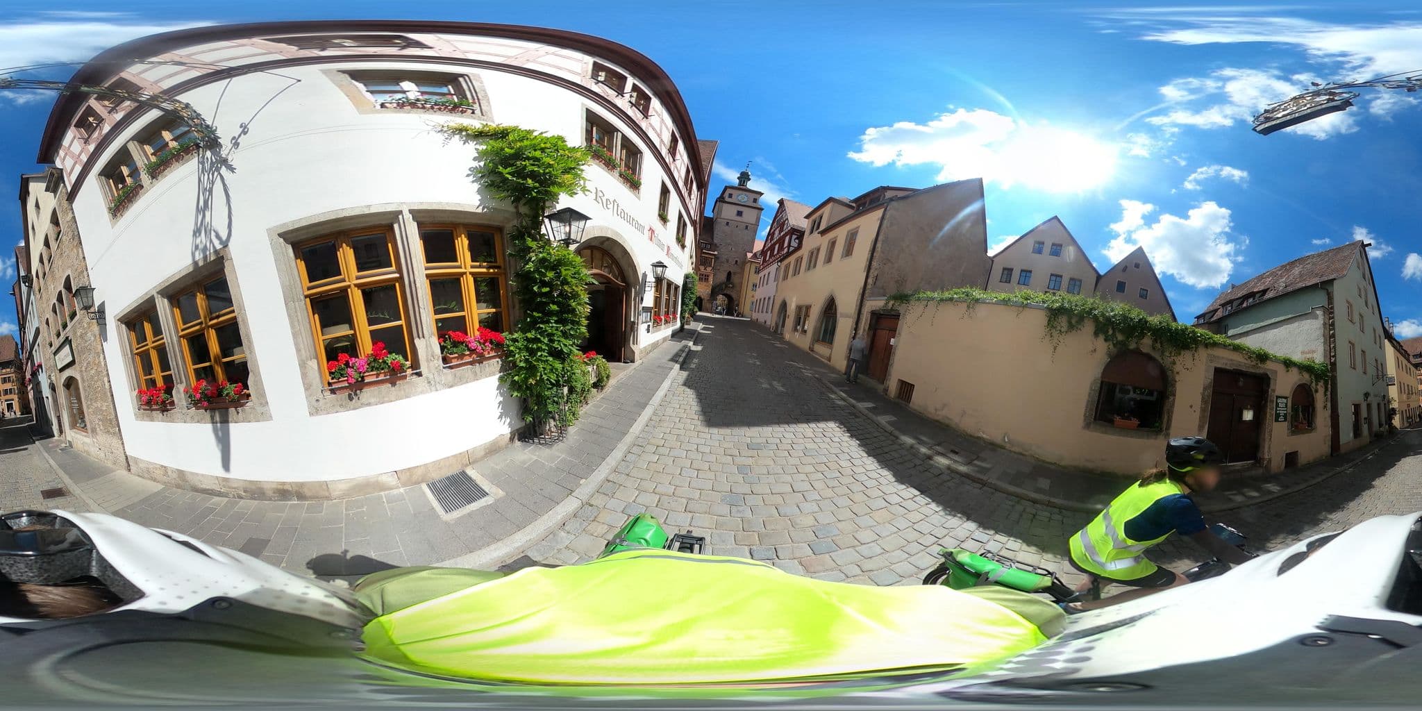 Street view near Gasthof Butz, Rothenburg ob der Tauber — © Mobilitaetswerk (CC BY-SA · Mapillary)