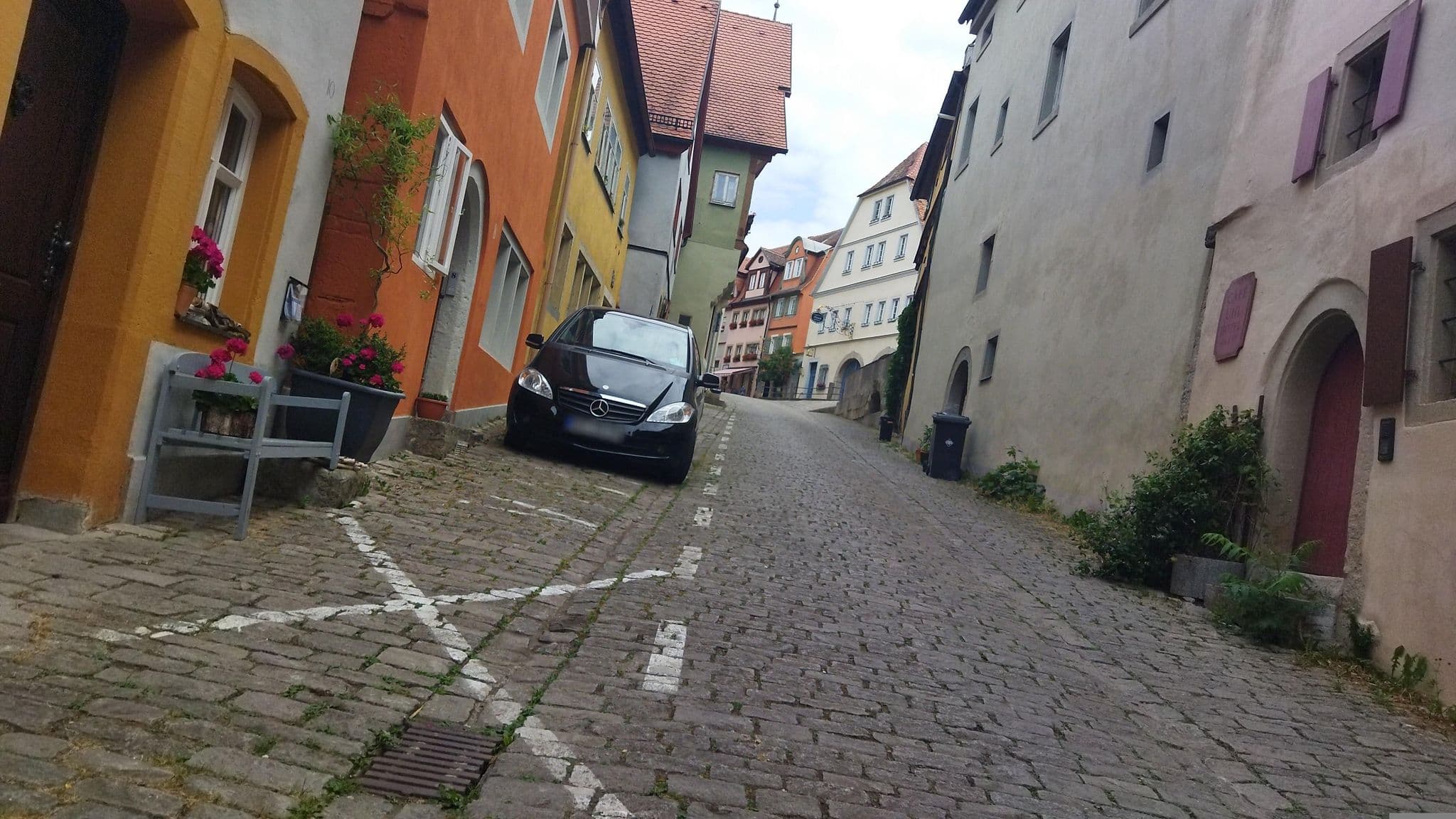Street view near Gästehaus am Plönlein, Rothenburg ob der Tauber — © changchun1 (CC BY-SA · Mapillary)