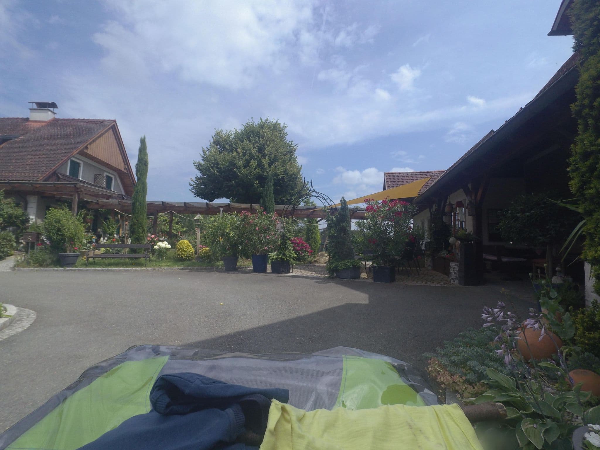 Street view near Apfel-Wein-Ferienhof PRONEGG, Gamlitz — © schermy_at (CC BY-SA · Mapillary)