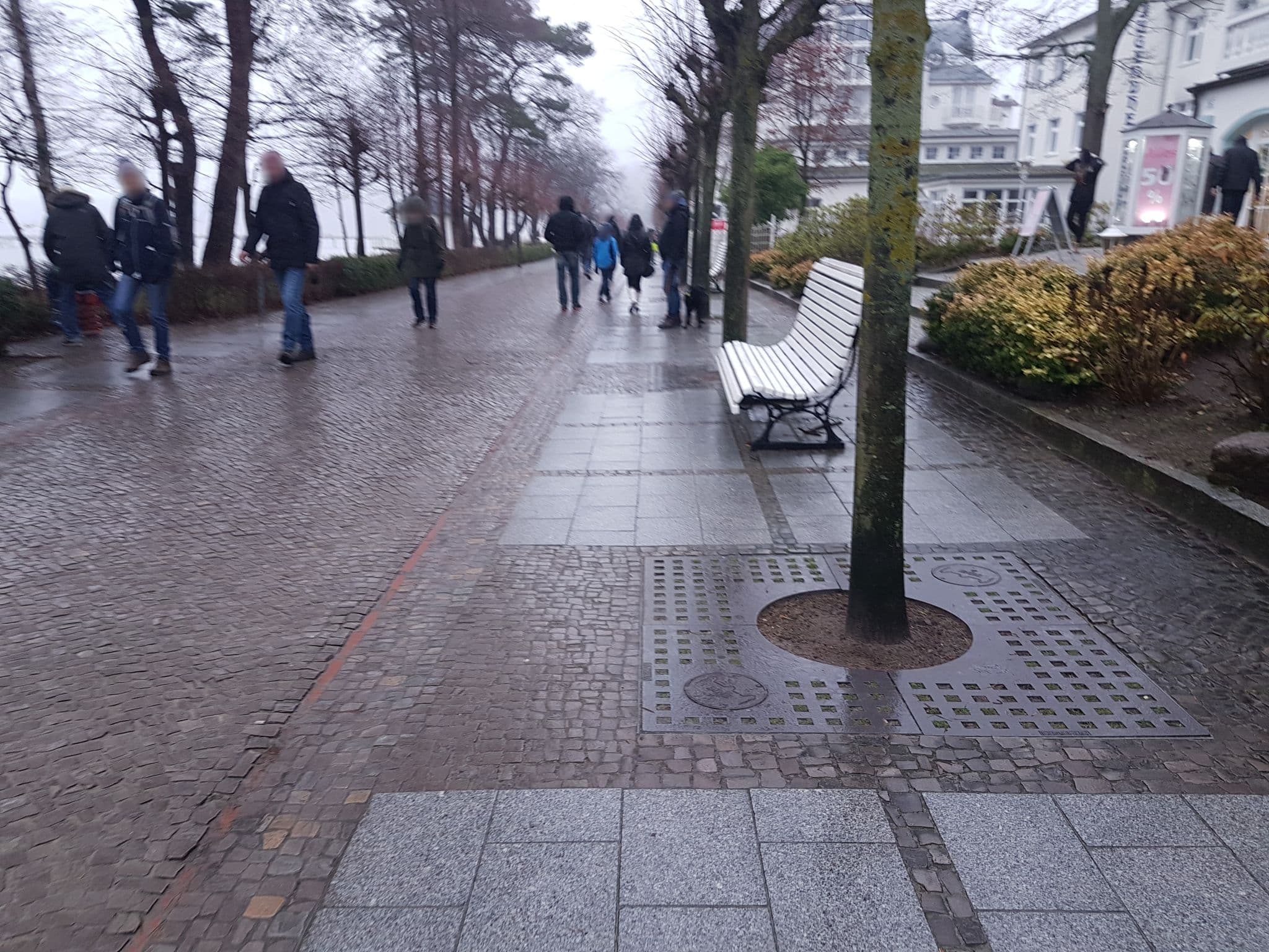 Street view near Villa Strandburg, Ostseebad Binz