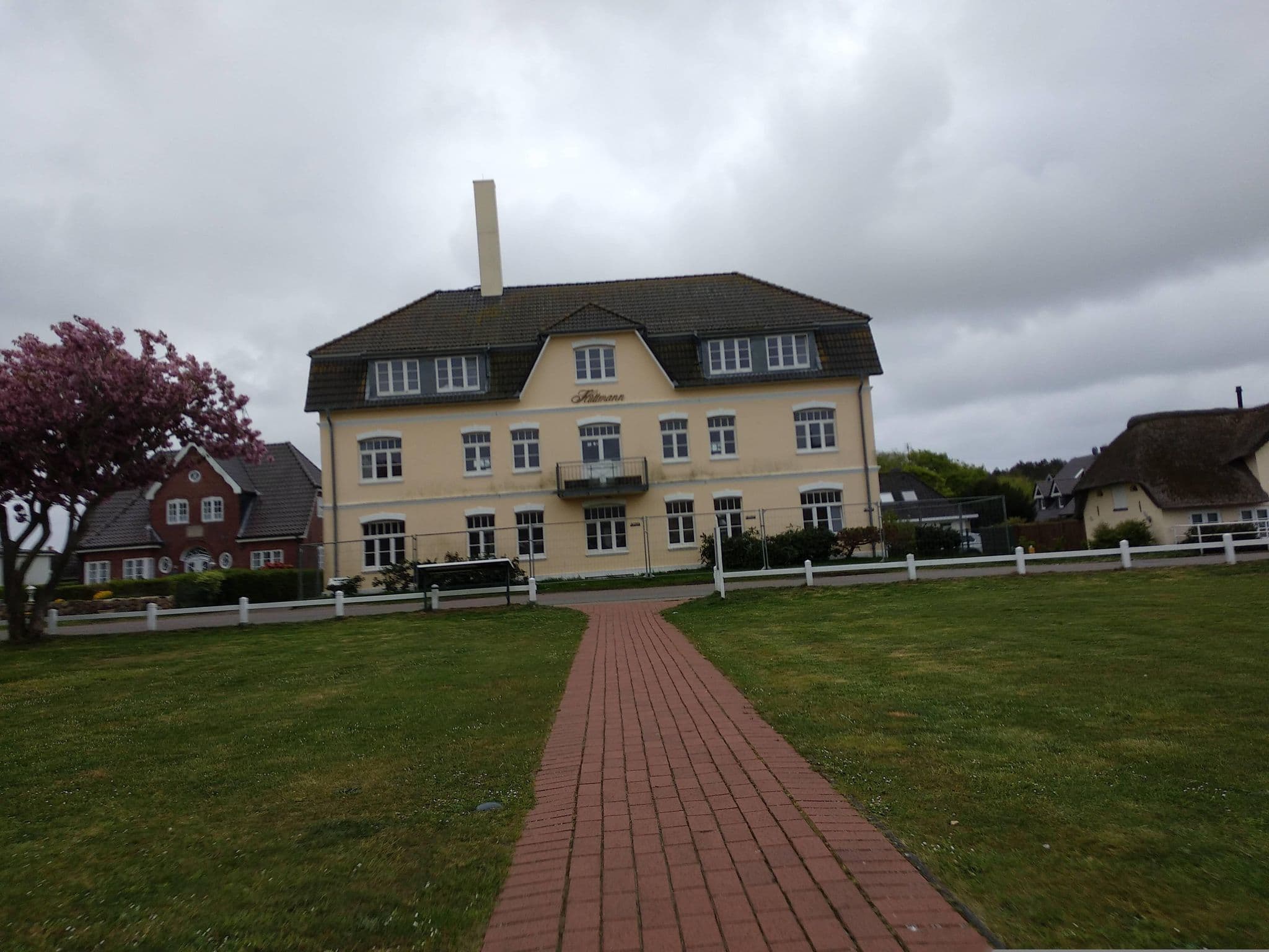 Street view near Hotel Hüttmann, Wyk auf Föhr
