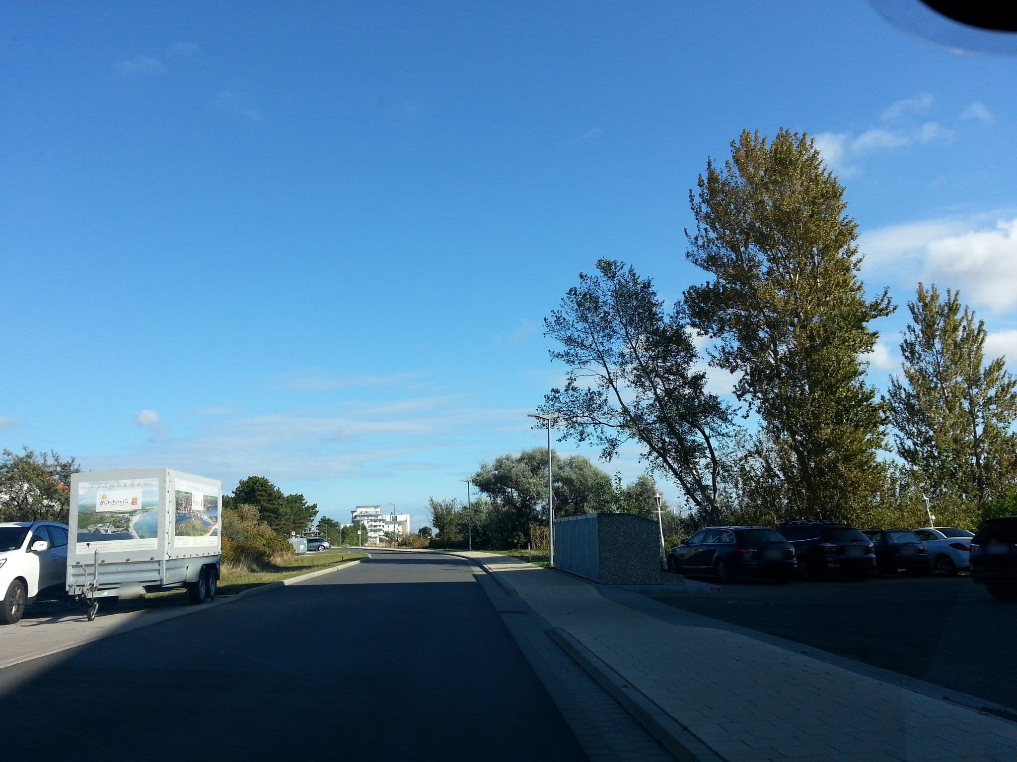 Street view near Strandhuus (ehem. Strandhotel), Heiligenhafen — © bluescreen (CC BY-SA · Mapillary)