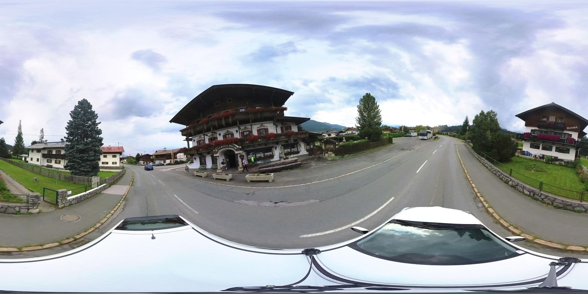 Street view near Hotel Gasthof Neuwirt, Oberndorf in Tirol — © osmplus_org (CC BY-SA · Mapillary)