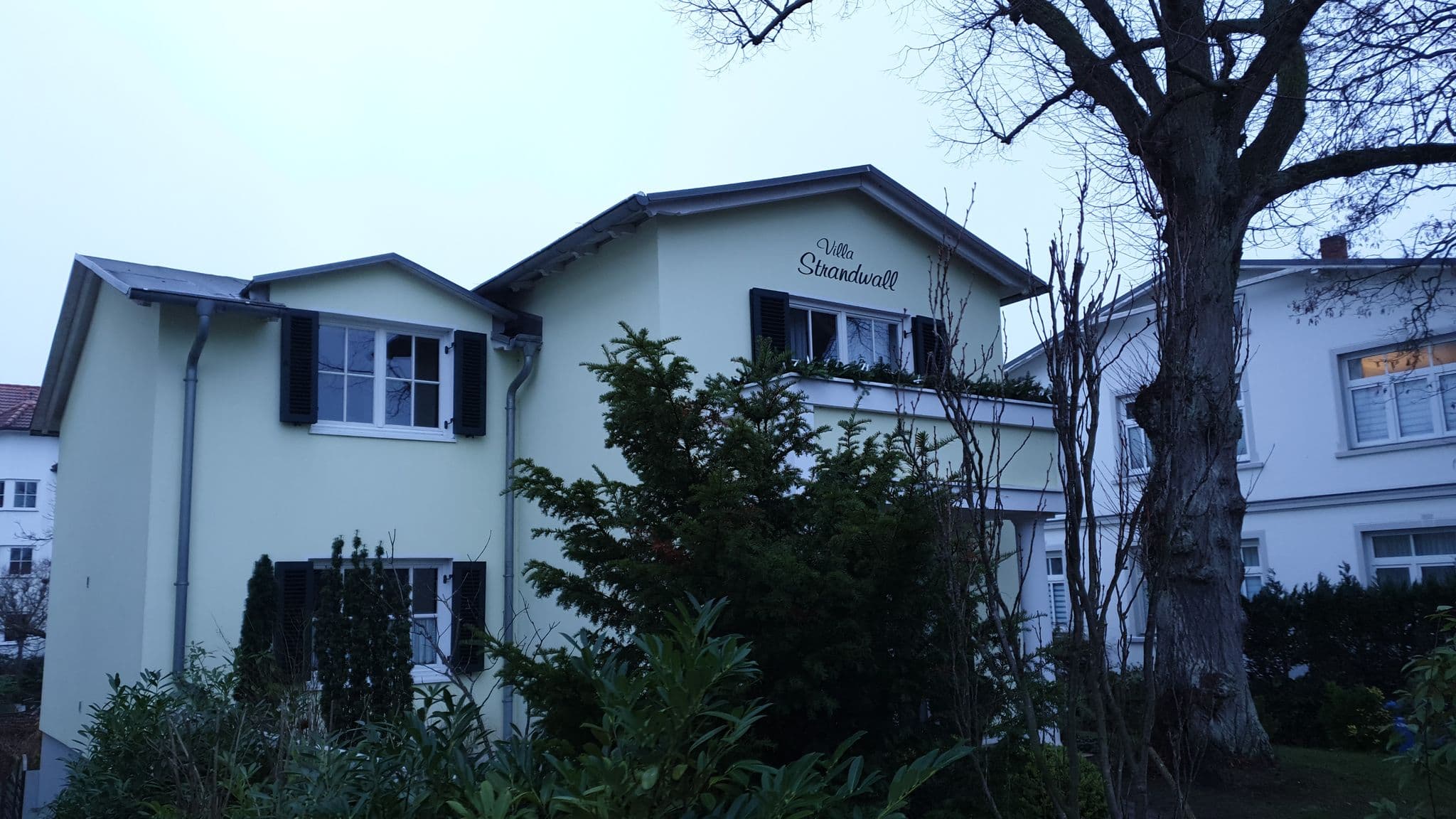 Street view near Villa Strandwall, Ostseebad Binz — © changchun1 (CC BY-SA · Mapillary)