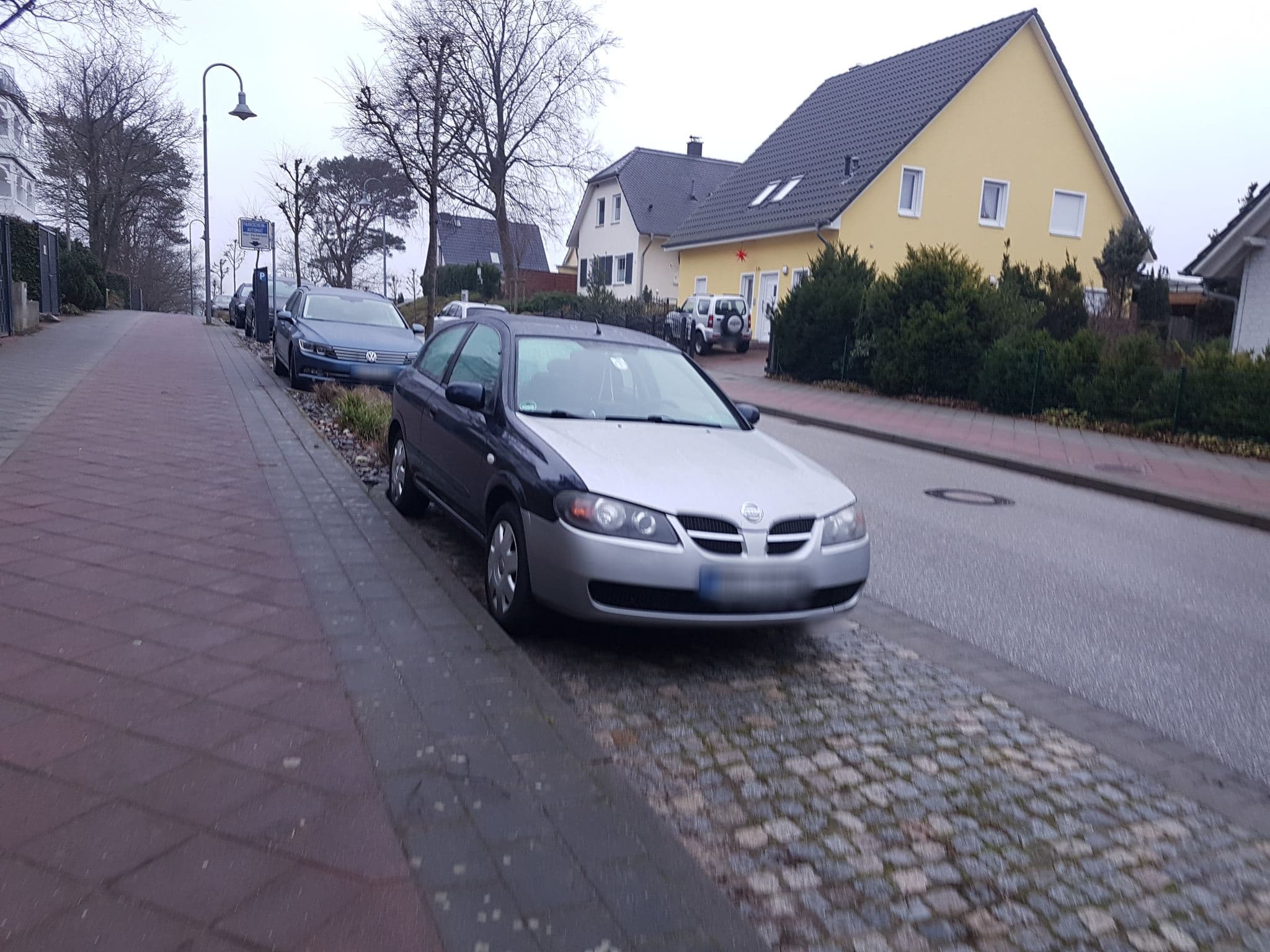 Street view near Villa Jasmund, Ostseebad Binz — © changchun1 (CC BY-SA · Mapillary)