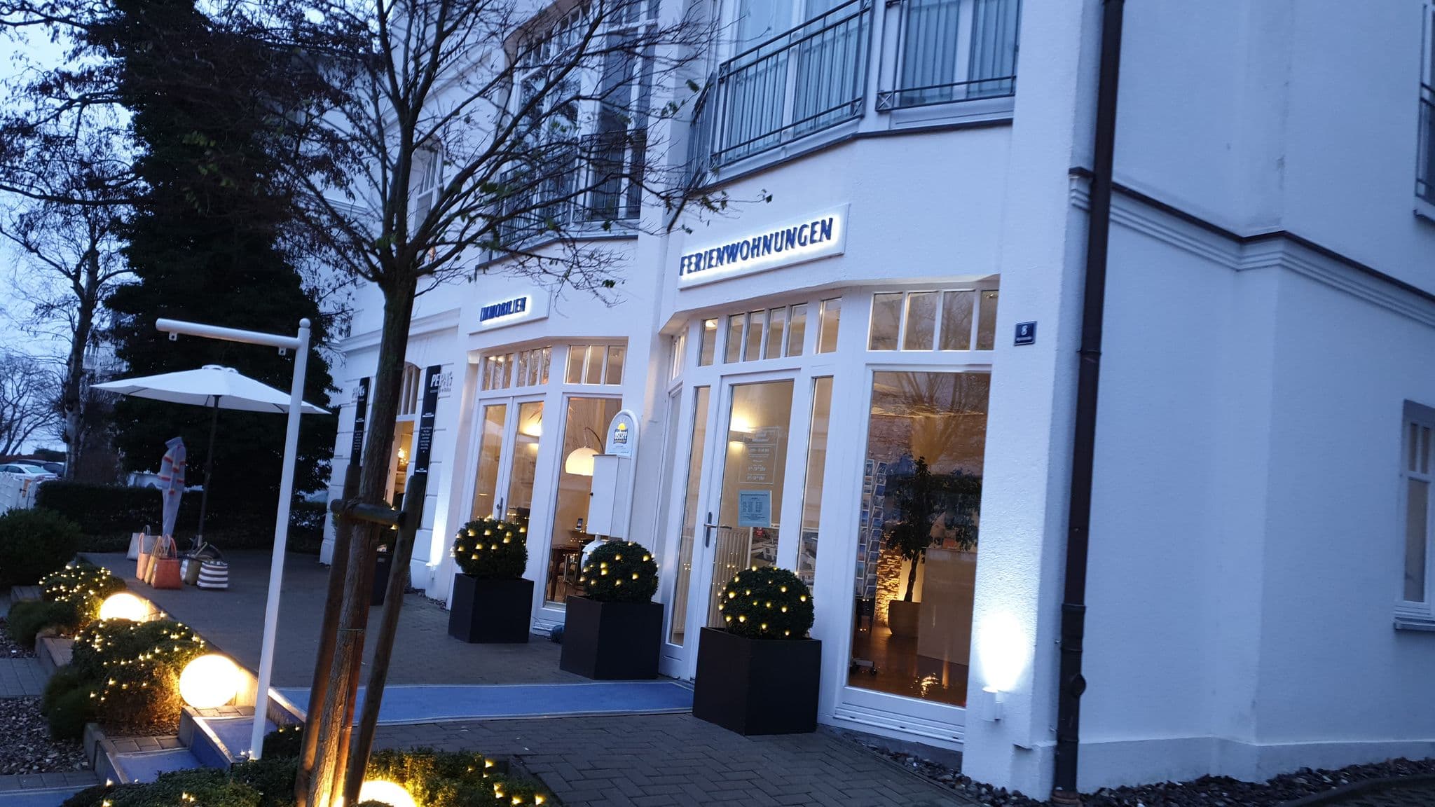 Street view near Haus Felicitas, Ostseebad Binz