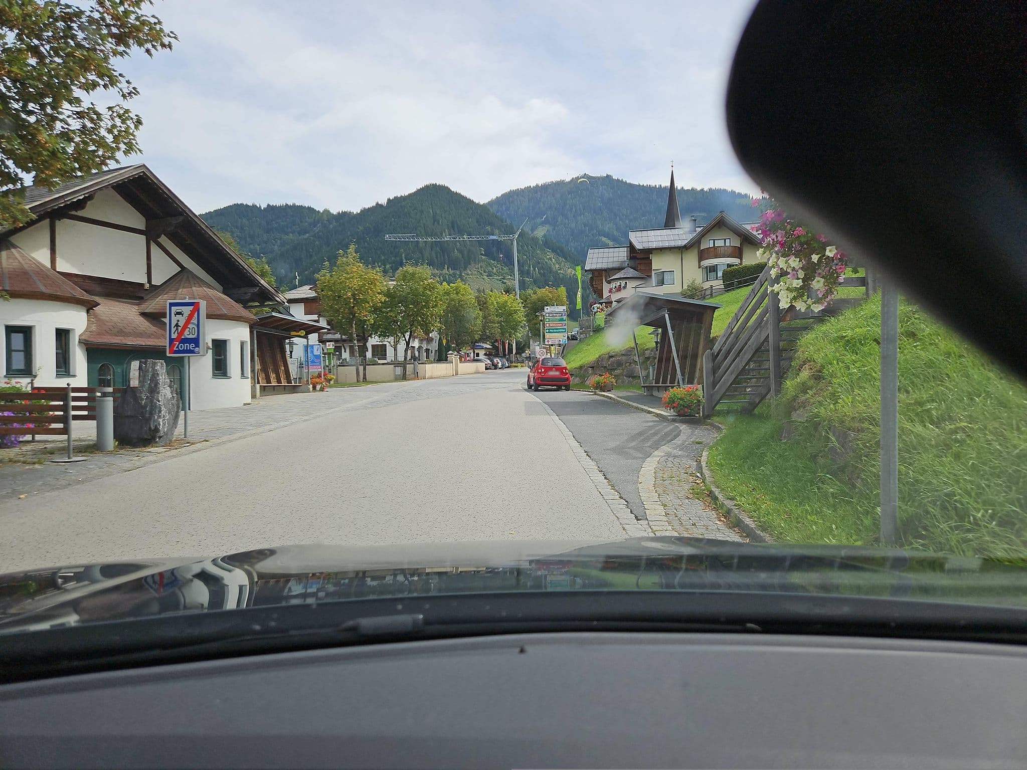 Street view near Gästehaus Wenghof, Werfen — © toho (CC BY-SA · Mapillary)
