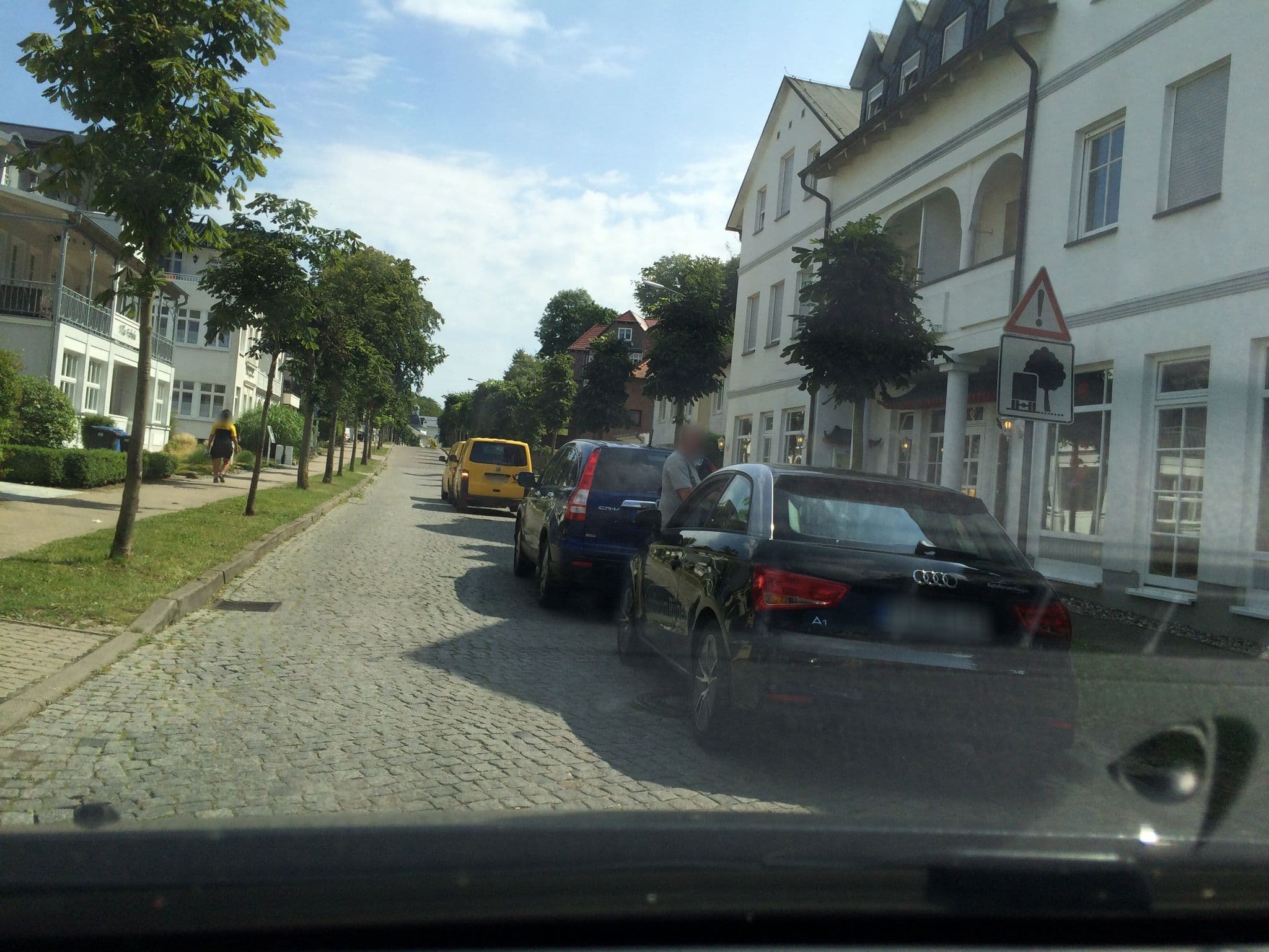 Street view near Villa Mona Lisa, Ostseebad Binz