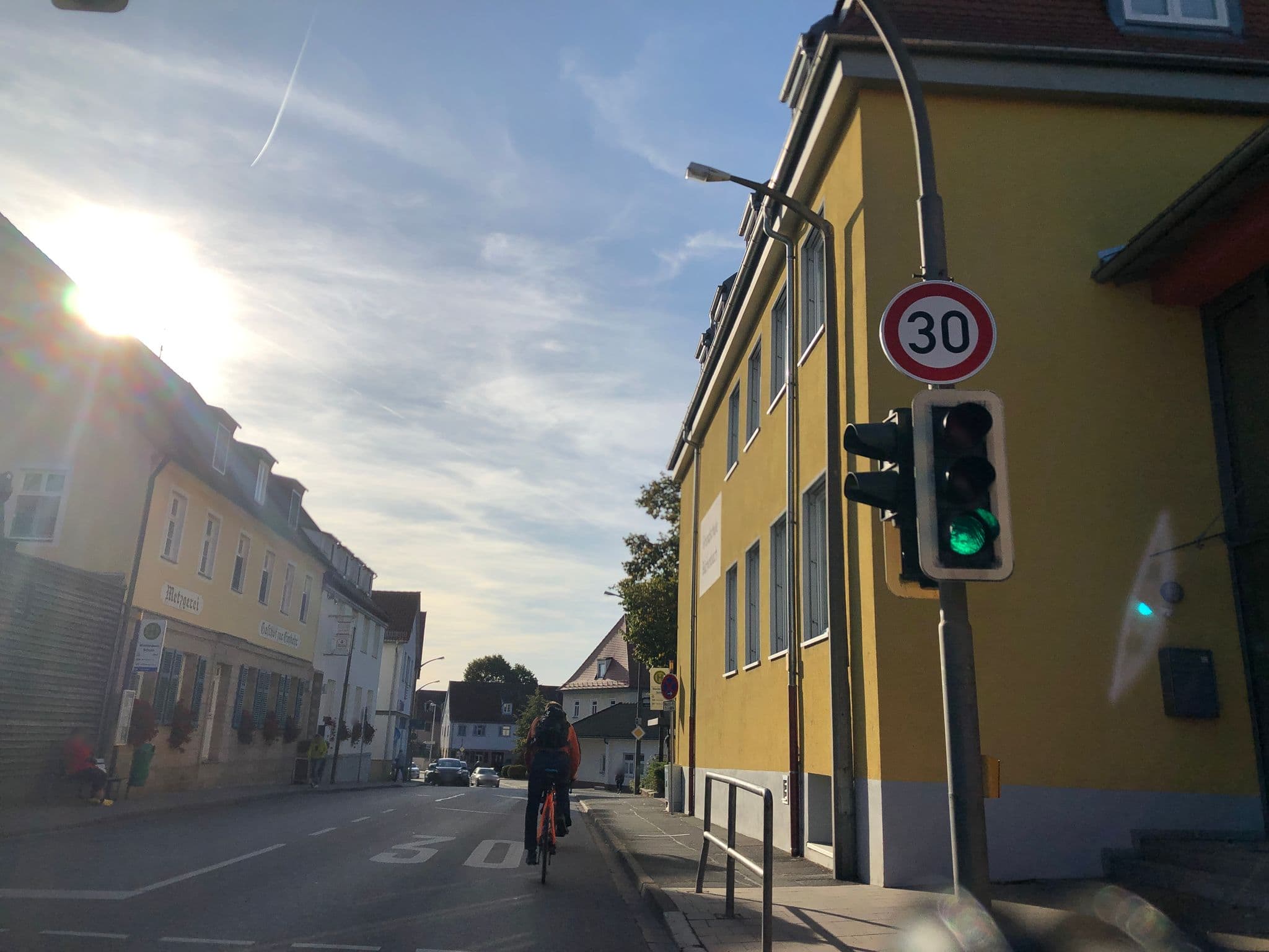 Street view near Gasthof "Zur Einkehr", Erlangen — © danfuh (CC BY-SA · Mapillary)