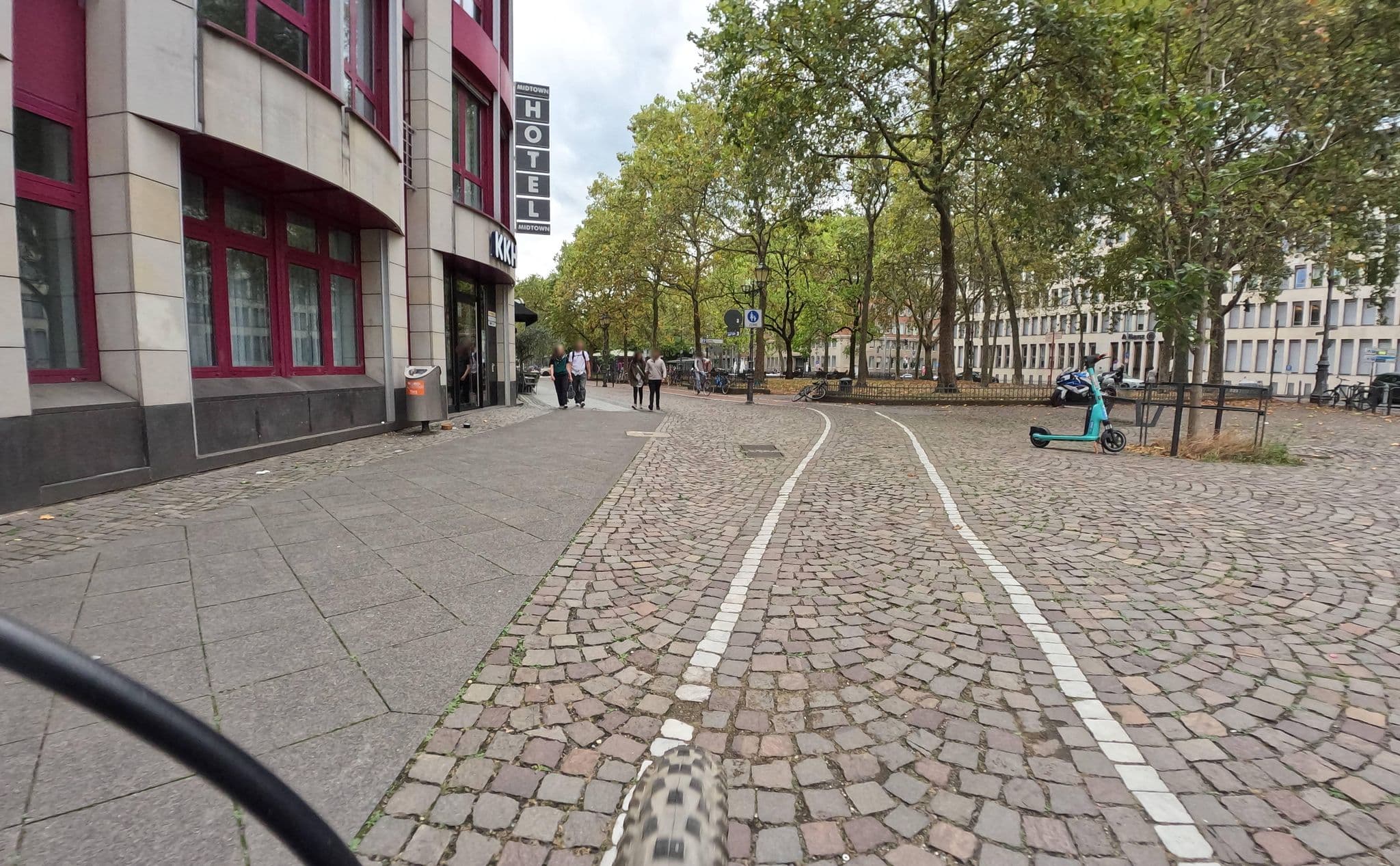 Street view near The Midtown Hotel, Neustadt/Nord — © countzero5 (CC BY-SA · Mapillary)